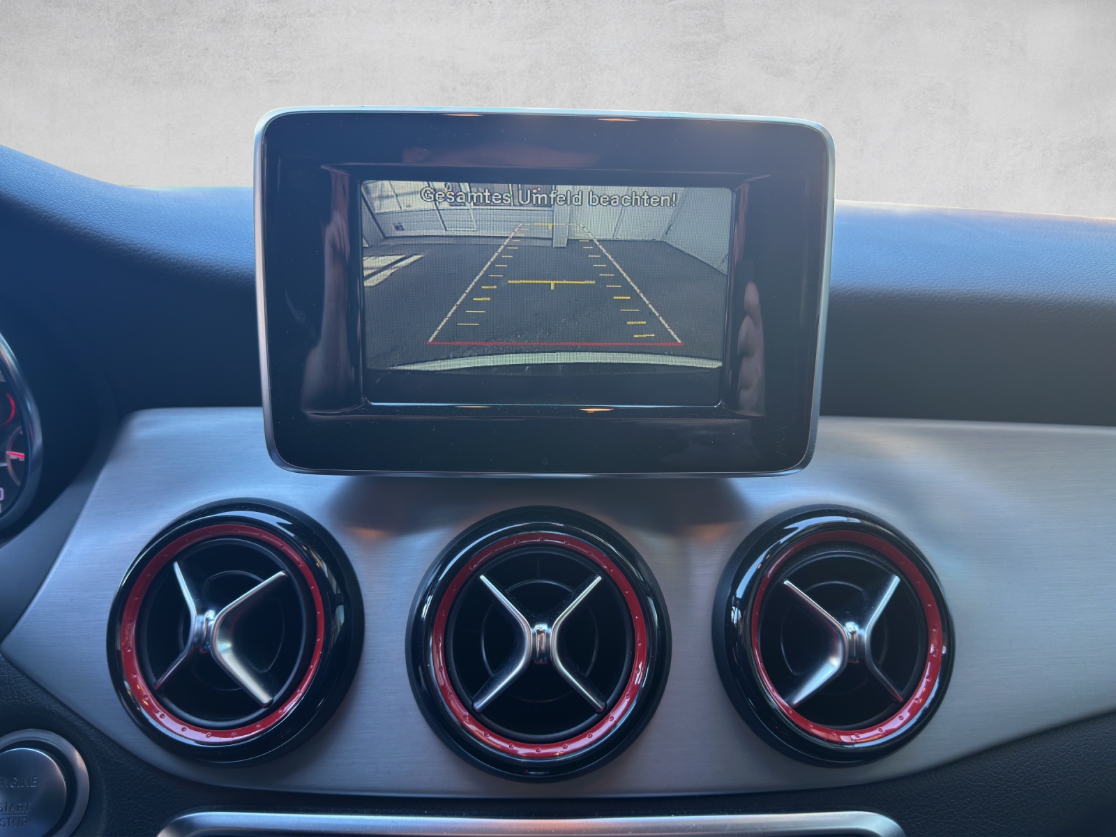 MERCEDES-BENZ GLA 45 AMG 4Matic 7G-DCT-image-8