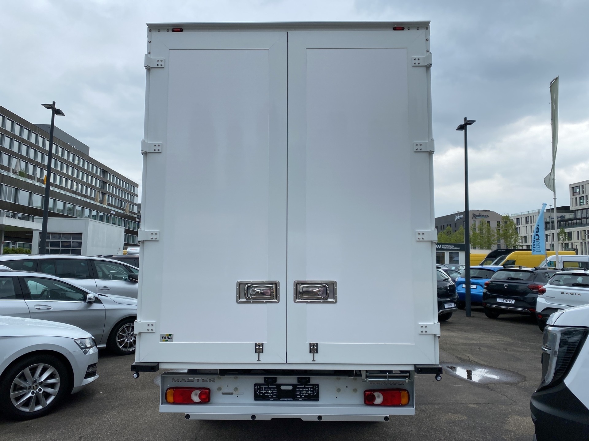 RENAULT Master T35 Blue dCi 150 L3H1 9-Gang Automat Koffer - Hochkofferaufbau-image-6