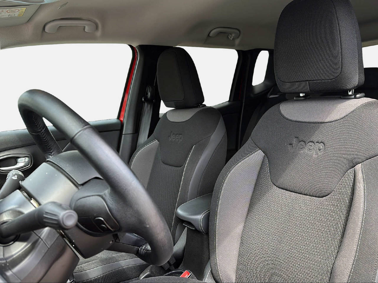 JEEP Renegade 1.5 Turbo Swiss Limited-image-9