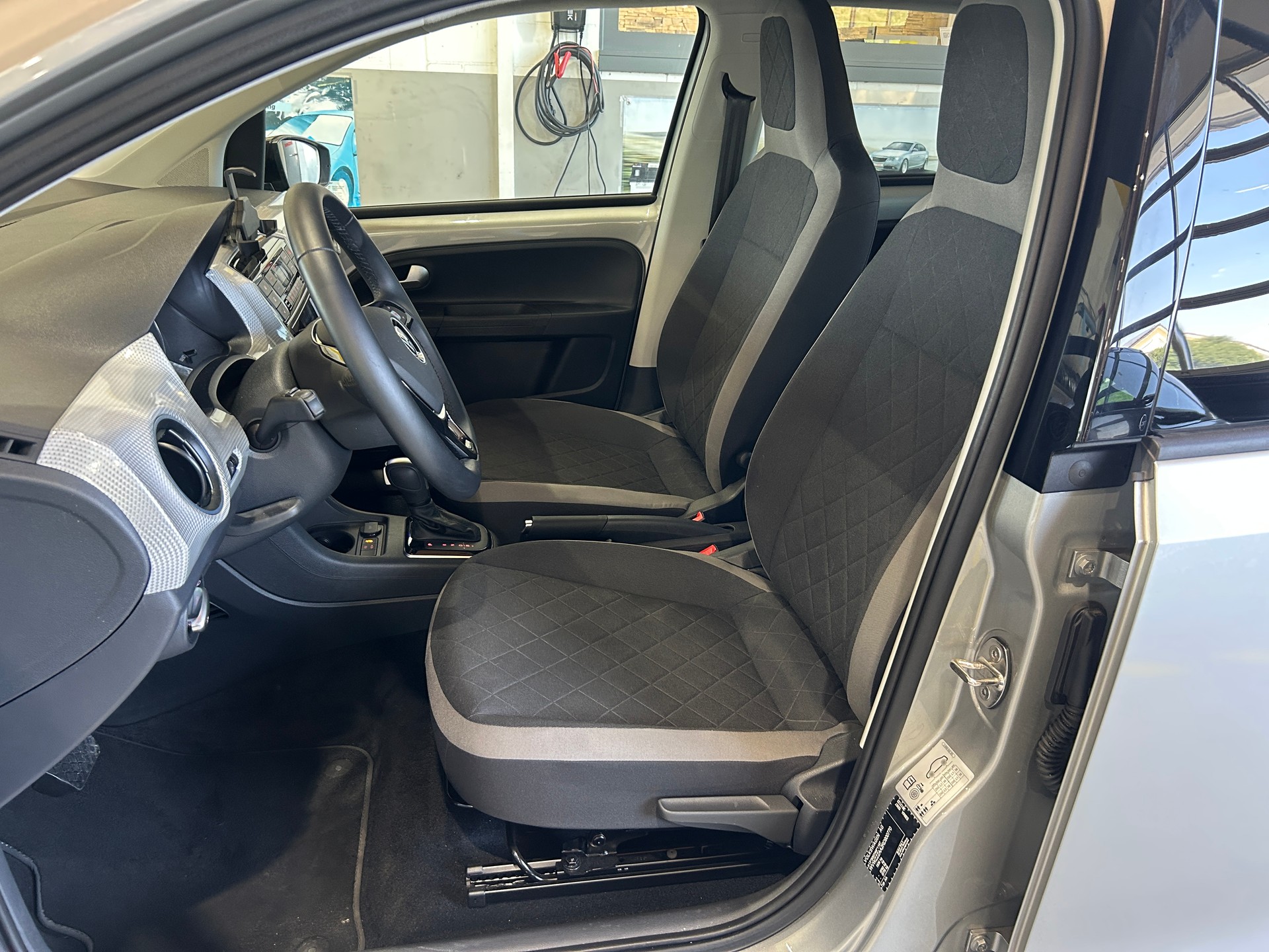VW e-Up-image-5
