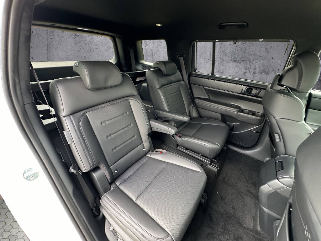 HYUNDAI Santa Fe 1.6 T-GDi PHEV Calligraphy 6P-image-10