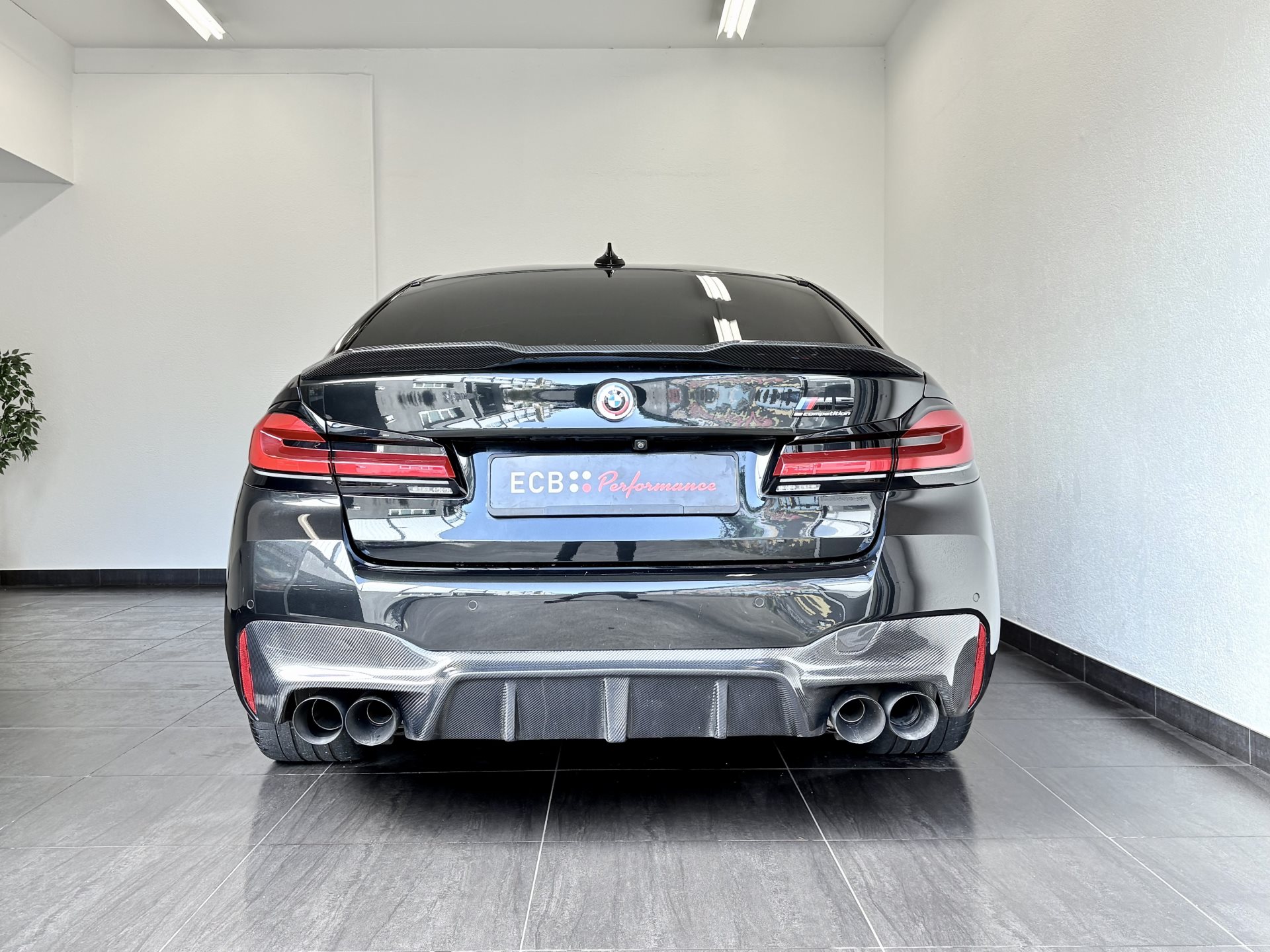 BMW M5 Lim. Competition-image-11