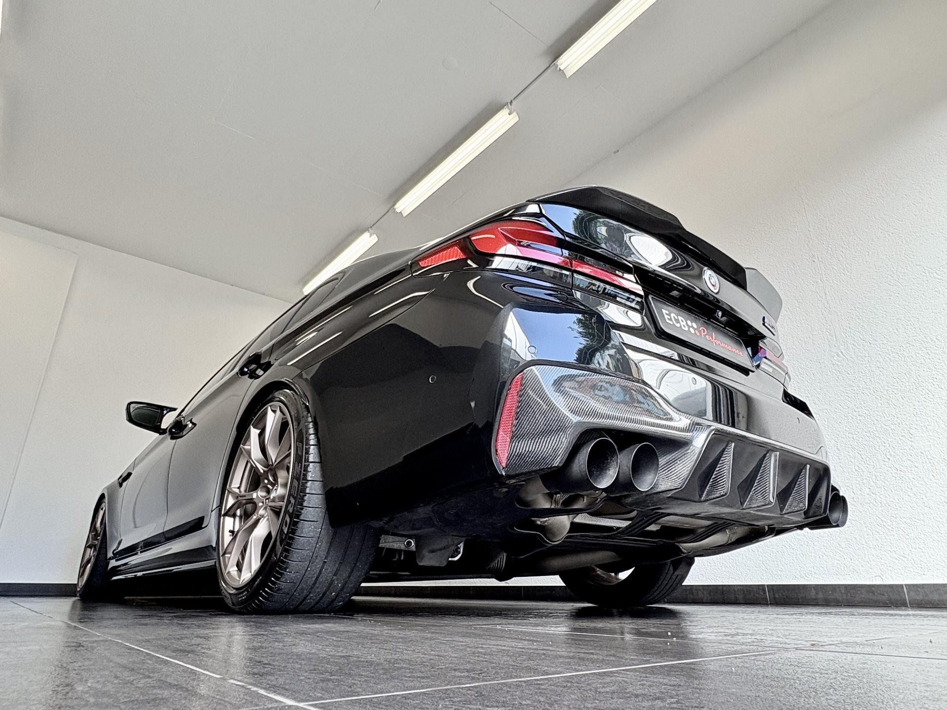 BMW M5 Lim. Competition-image-9