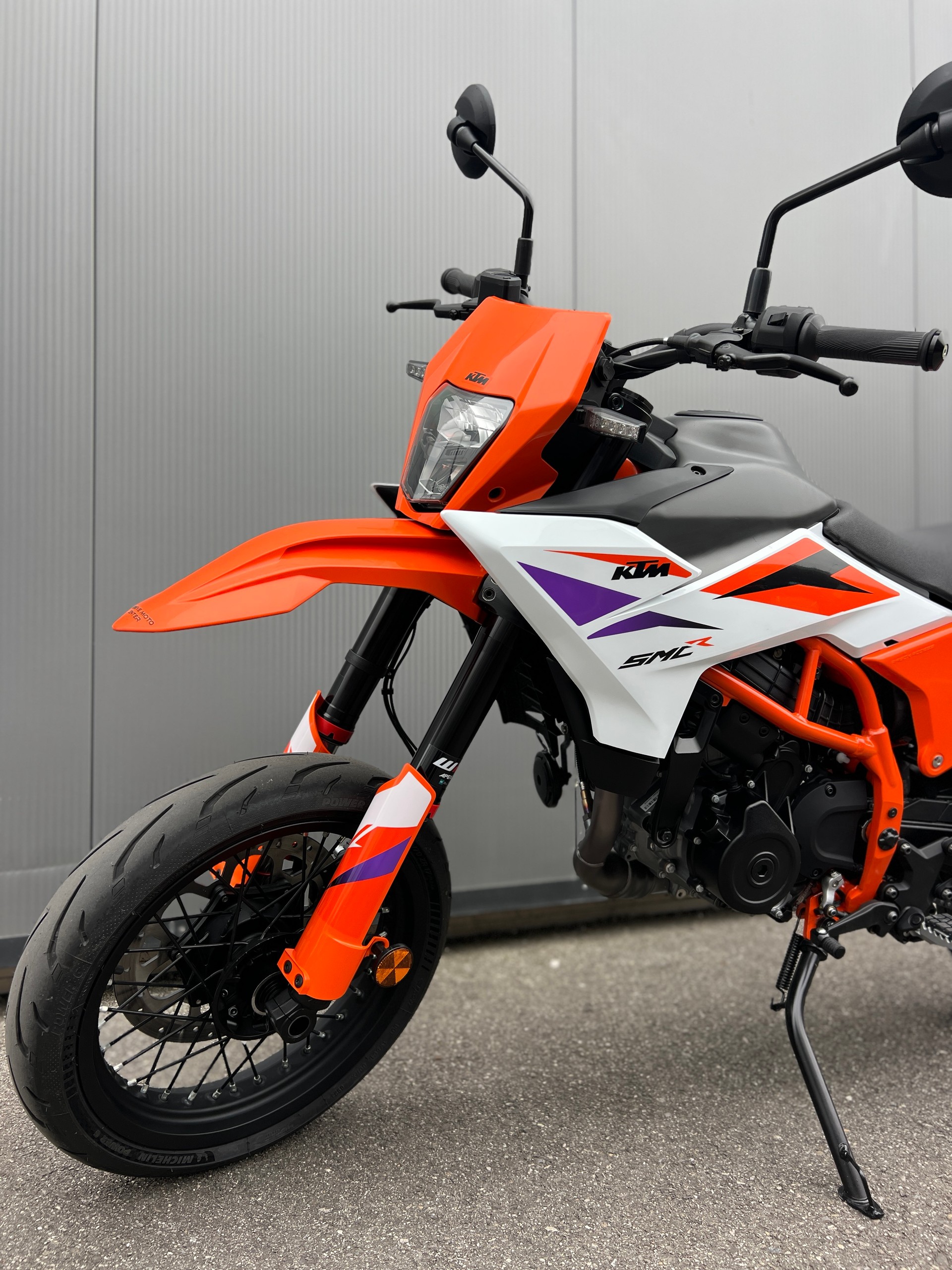 KTM 390 SMC-R-image-3