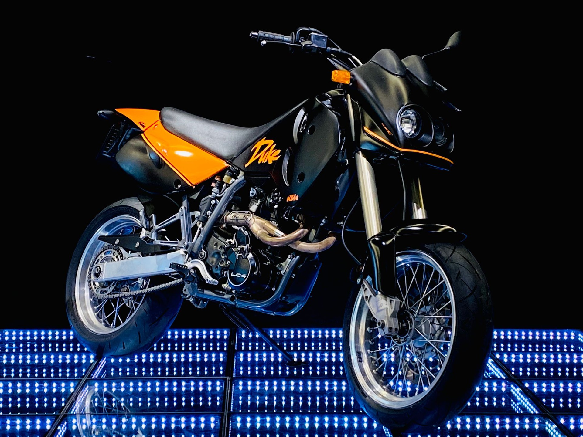 KTM 620 Duke-E-image-0