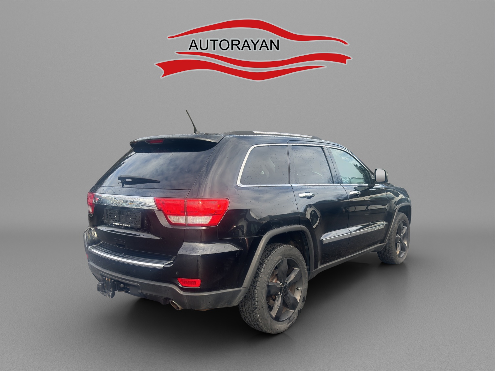 JEEP Grand Cherokee 5.7 HEMI Overland Automatic-image-4