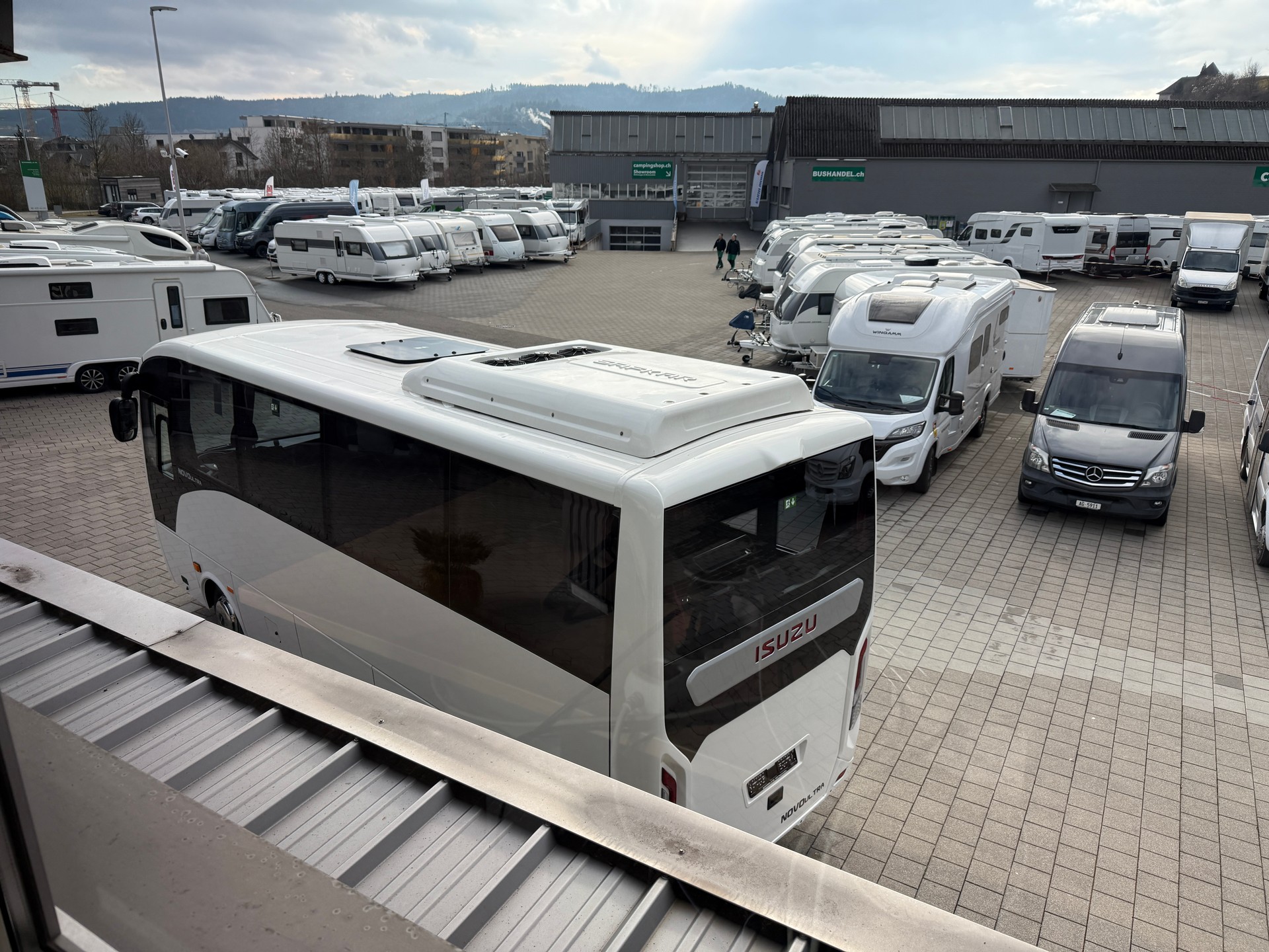 ISUZU AOS Novo Ultra Midibus-image-8