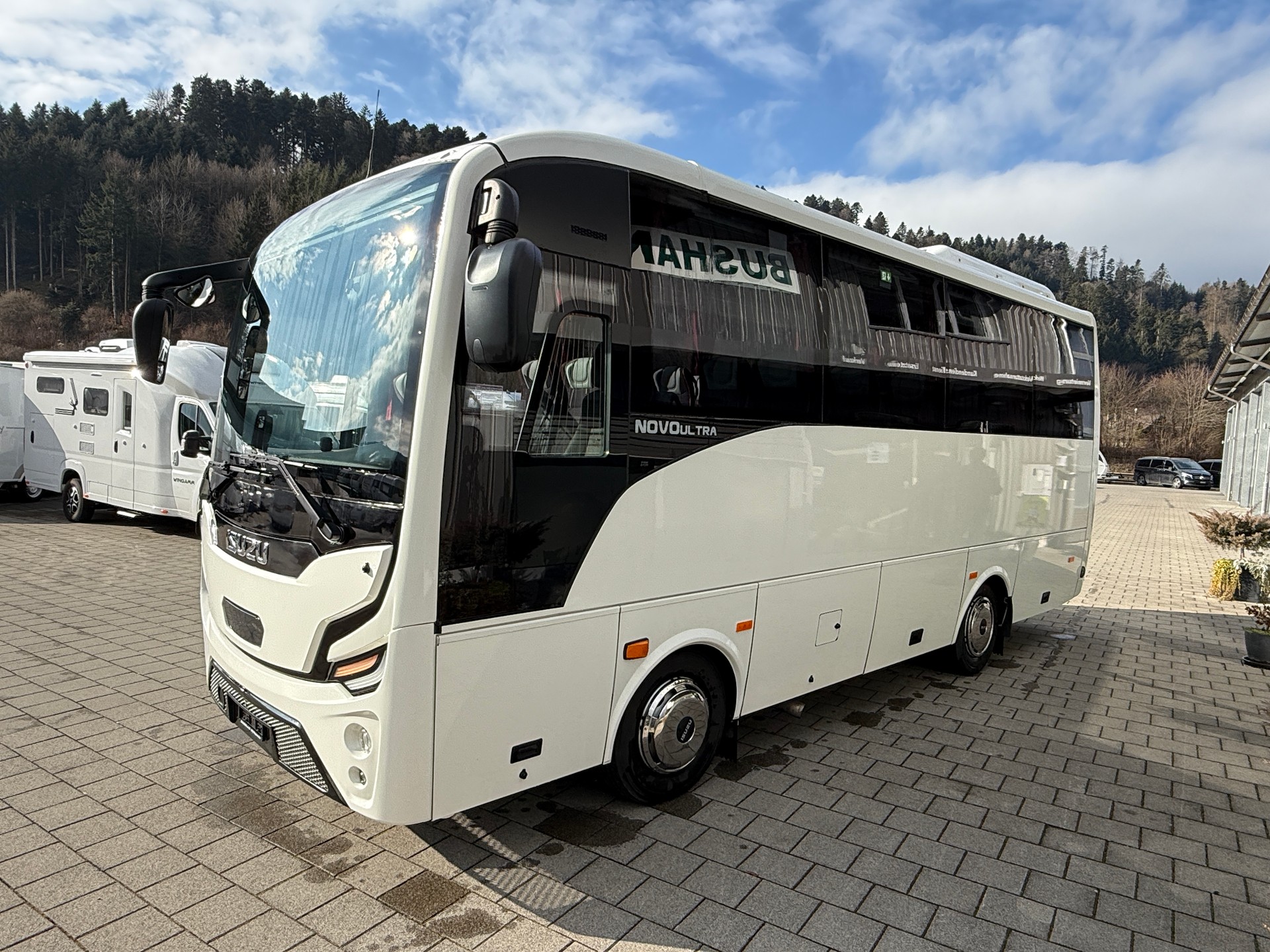 ISUZU AOS Novo Ultra Midibus-image-6