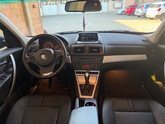 BMW X3 xDrive 20d (2.0d) Steptronic-image-2