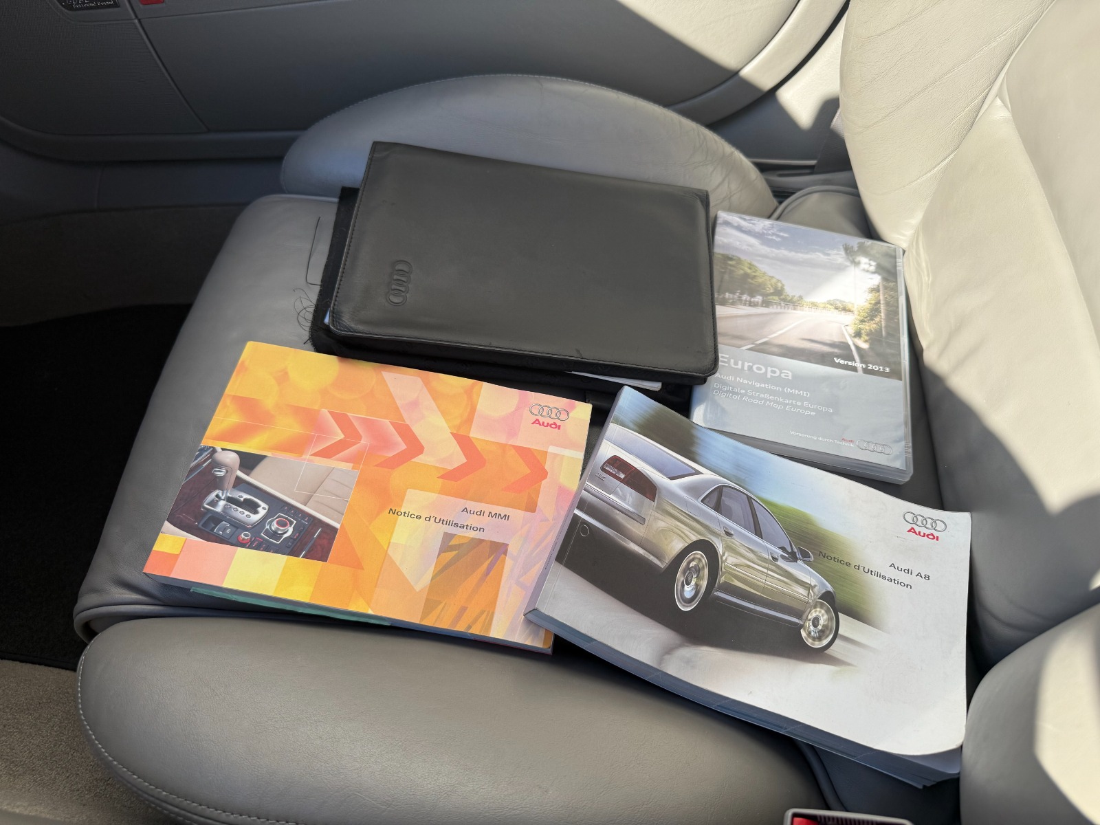 AUDI A8 L 6.0 quattro tiptronic-image-13