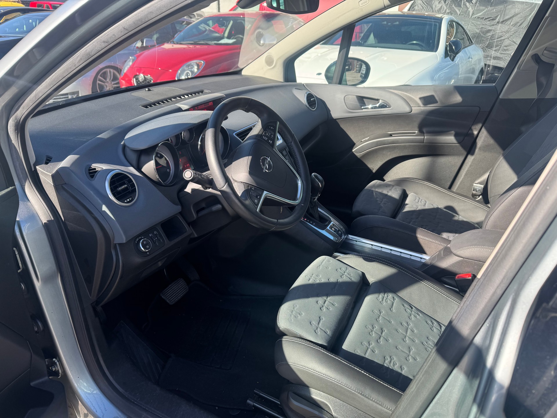 OPEL Meriva 1.7 CDTi Cosmo Automatic-showroom-element-3