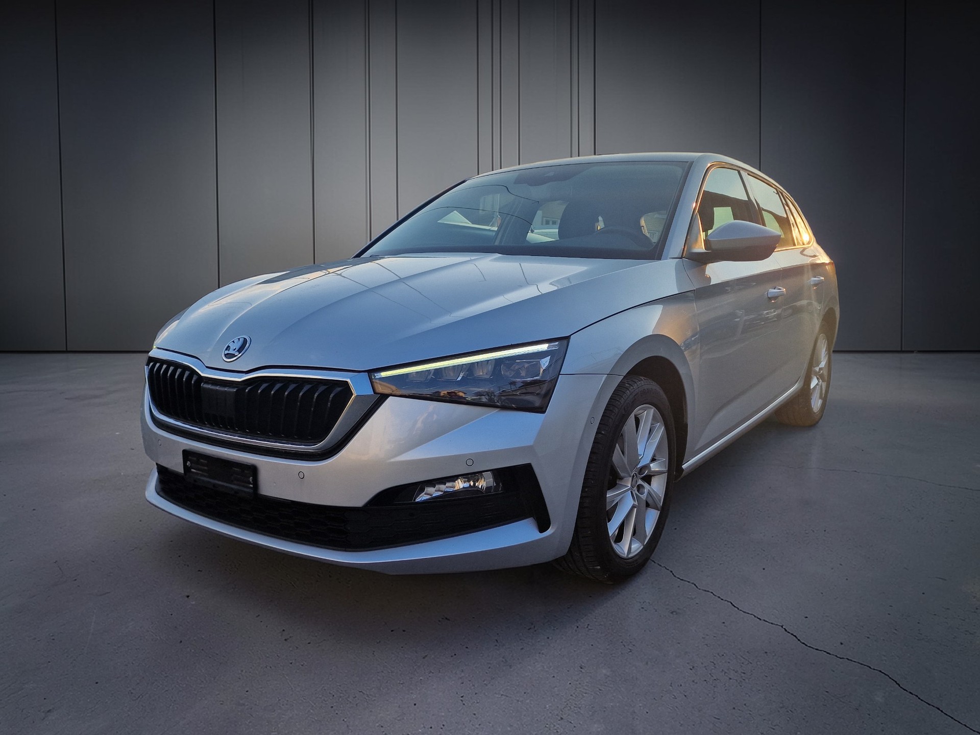 SKODA Scala 1.5 TSI ACT Style DSG 24Mt Gara-showroom-element-1