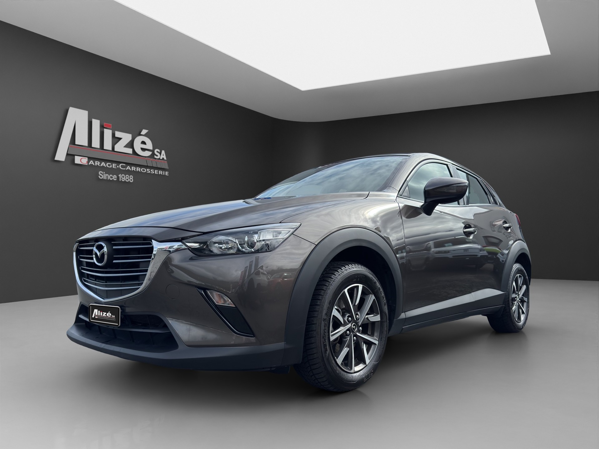 MAZDA CX-3 SKYACTIV-G 121 Ambition FWD Automat-showroom-element-2