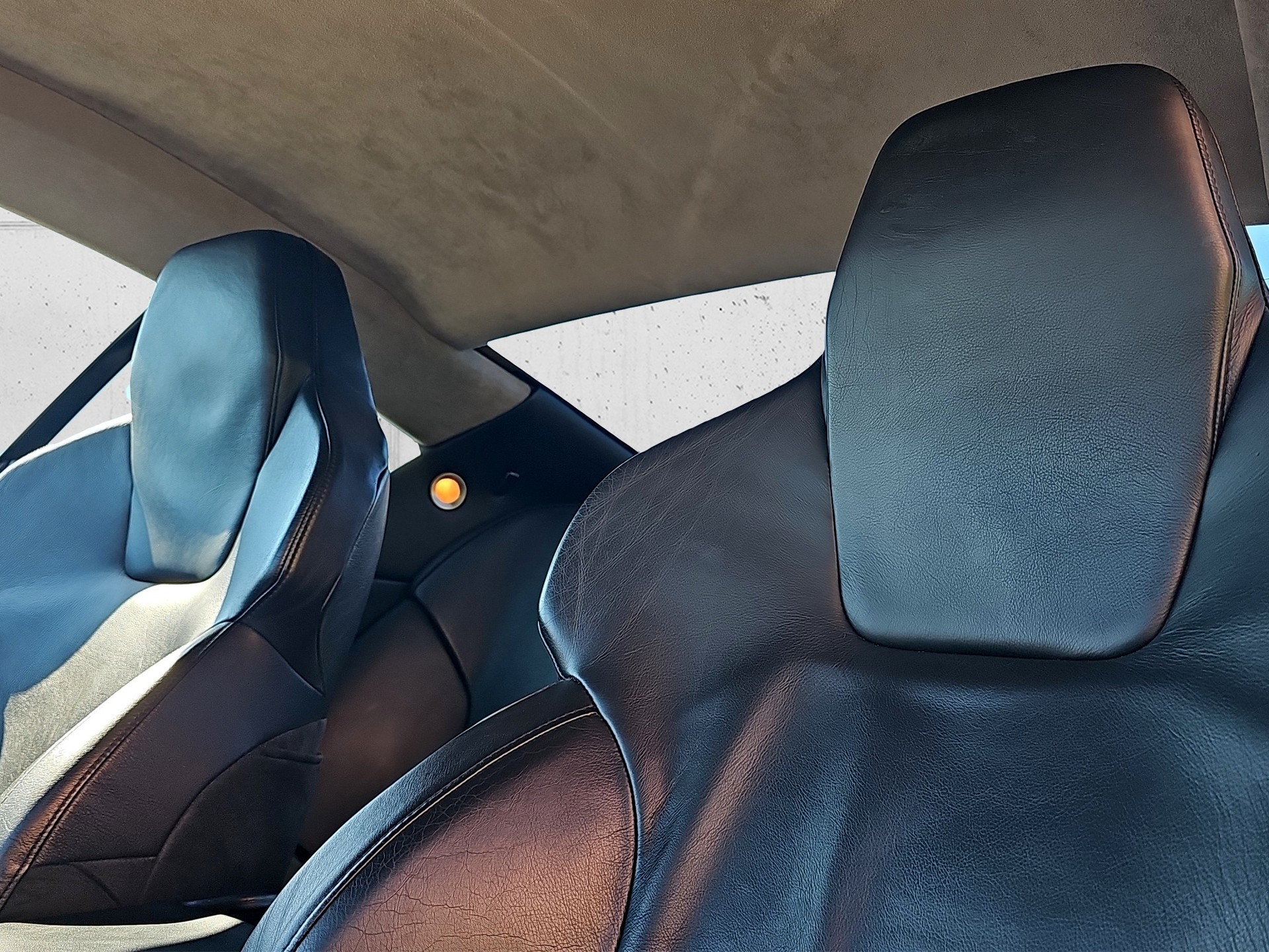 ASTON MARTIN DB9 Touchtronic 2-image-24