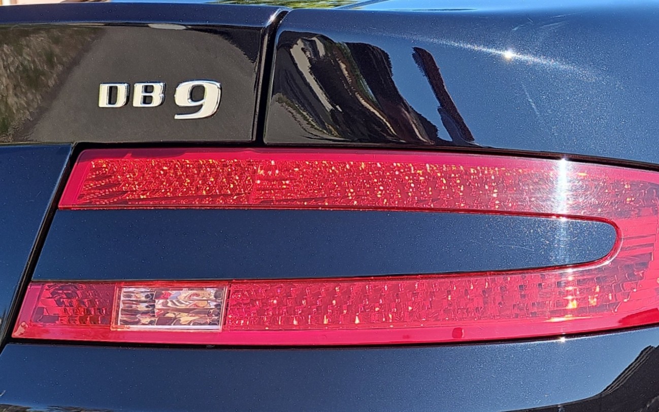ASTON MARTIN DB9 Touchtronic 2-image-29