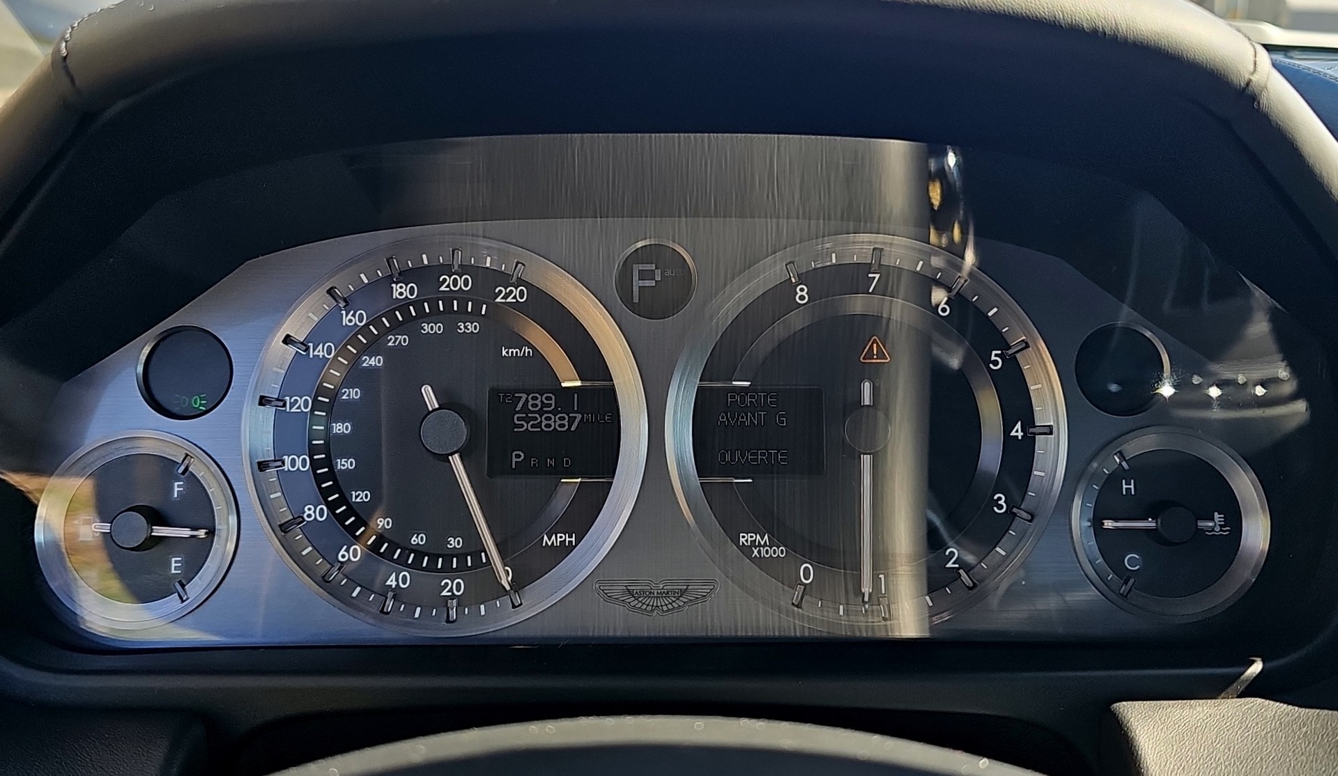ASTON MARTIN DB9 Touchtronic 2-image-15