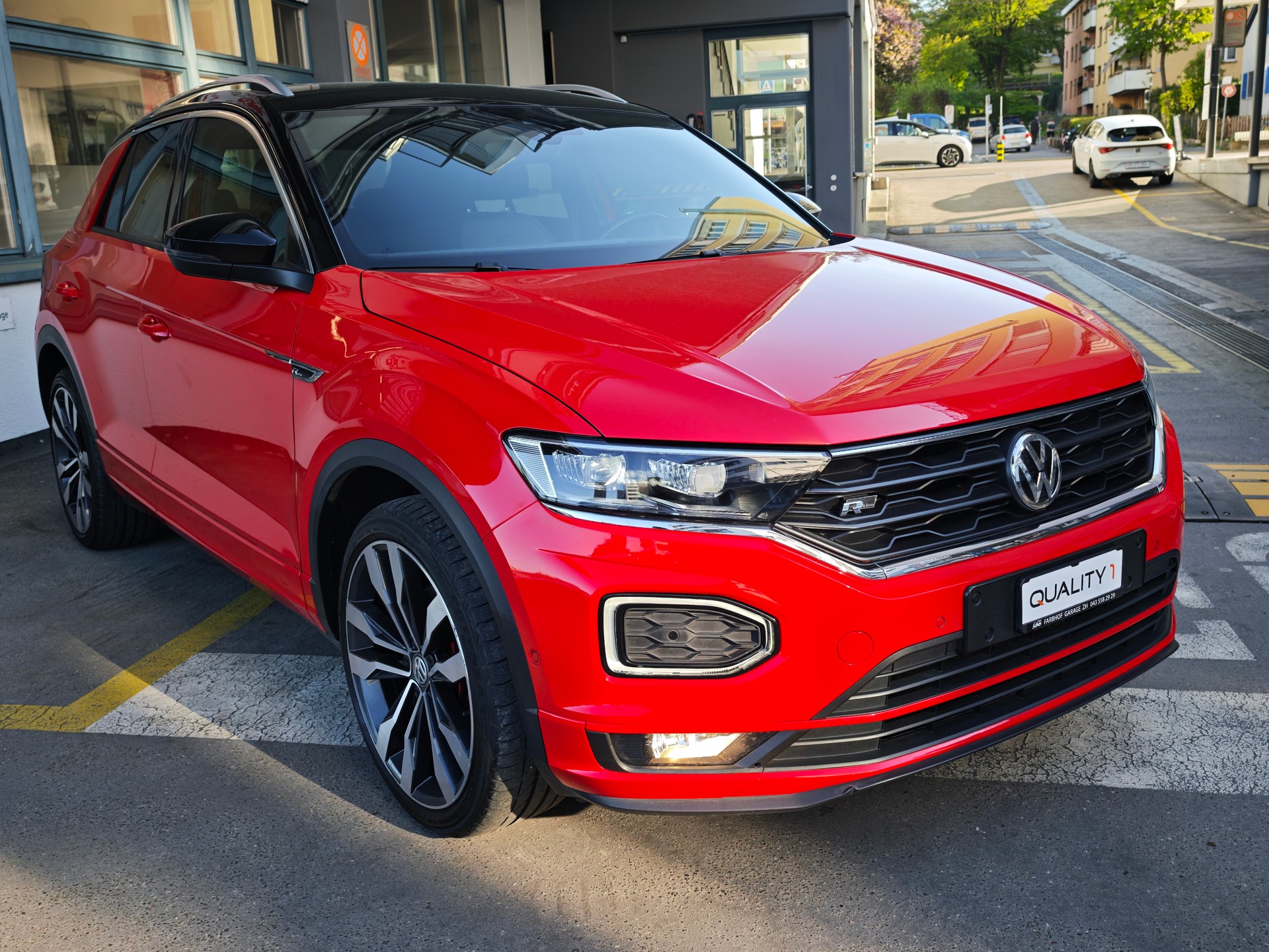 VW T-Roc 1.5 TSI EVO Sport DSG 4Motion-image-1