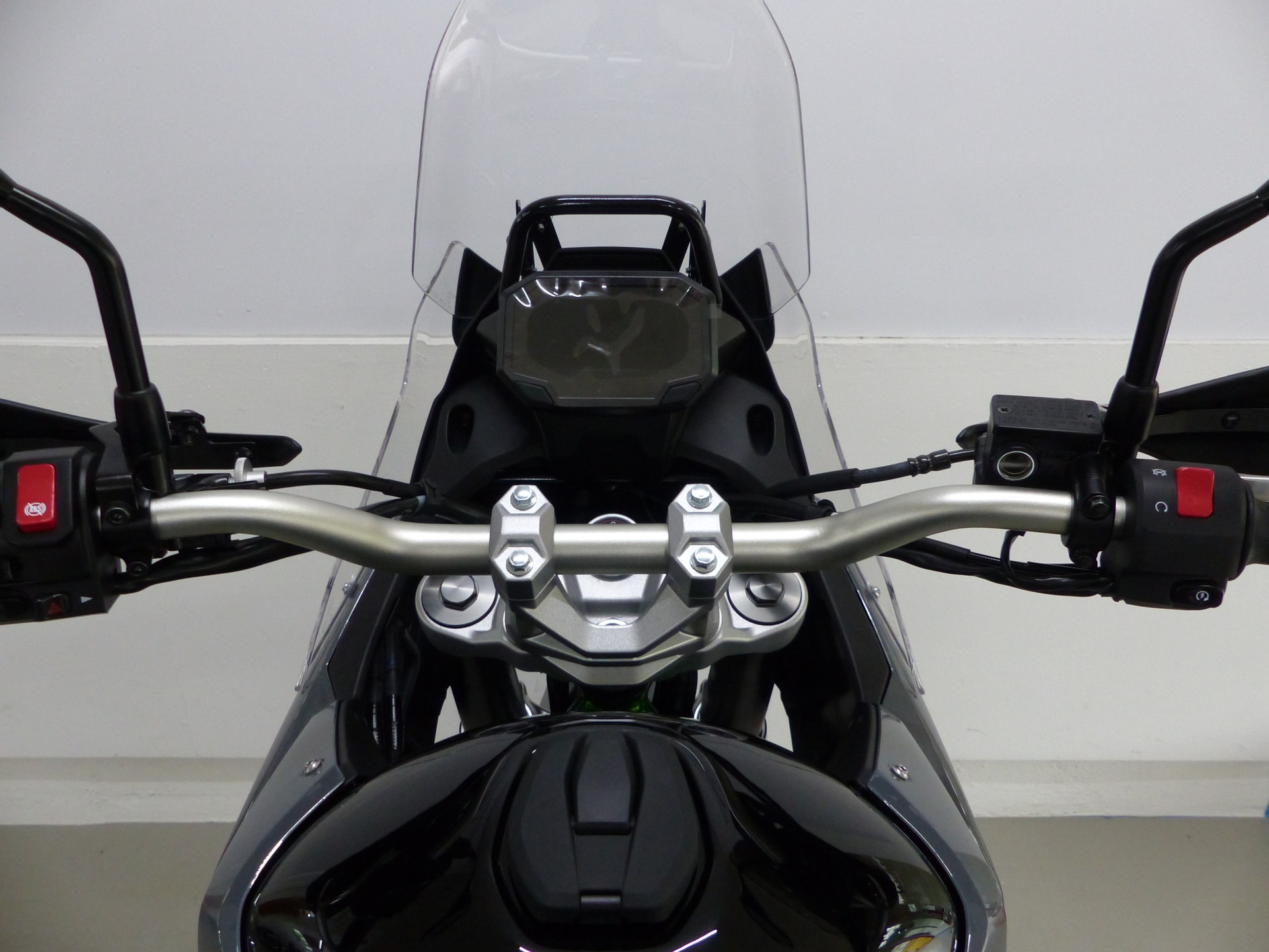 KAWASAKI KLE 500 SE ABS-image-4
