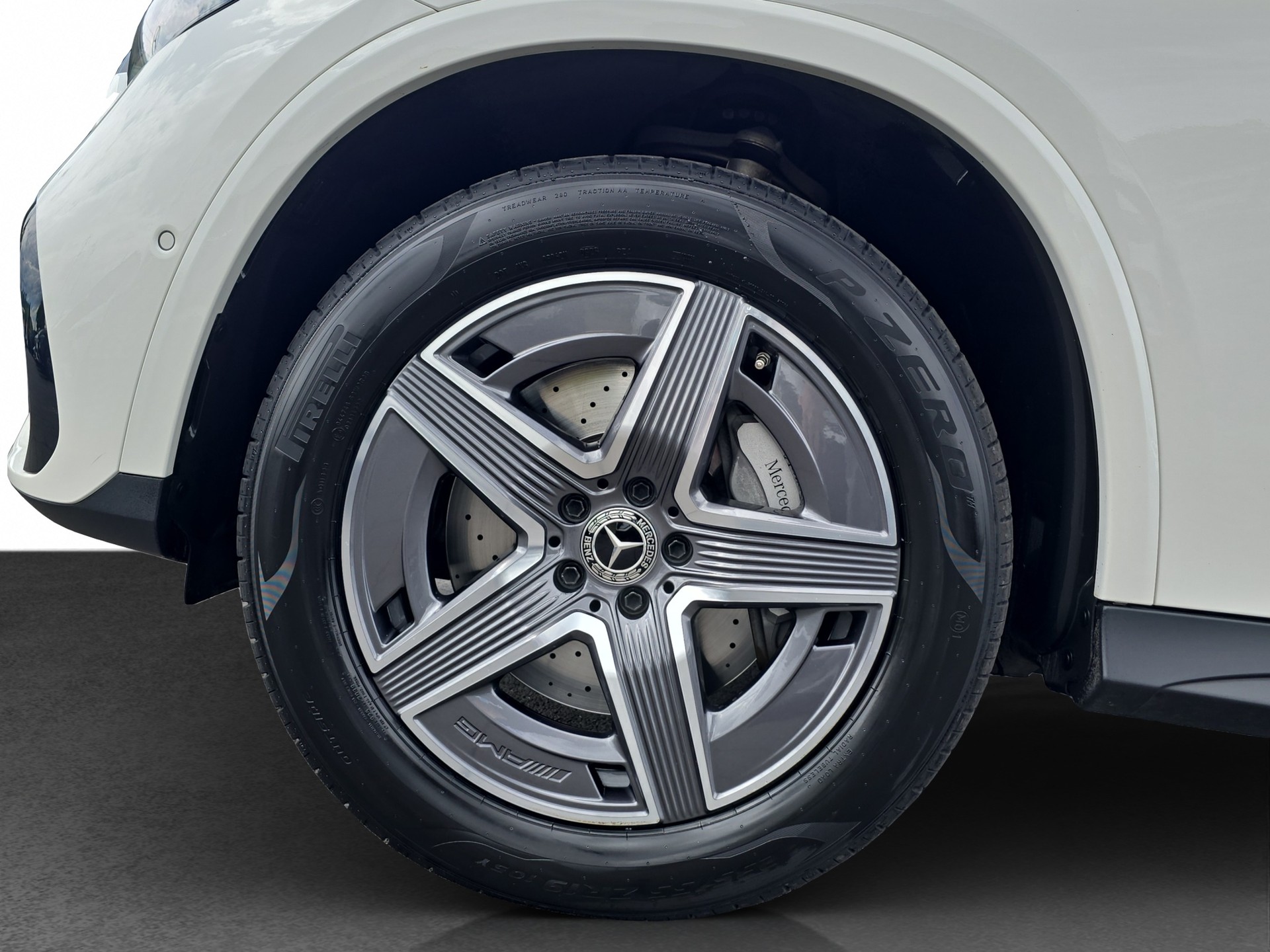 MERCEDES-BENZ GLC 300 e 4Matic 9G-Tronic-image-11