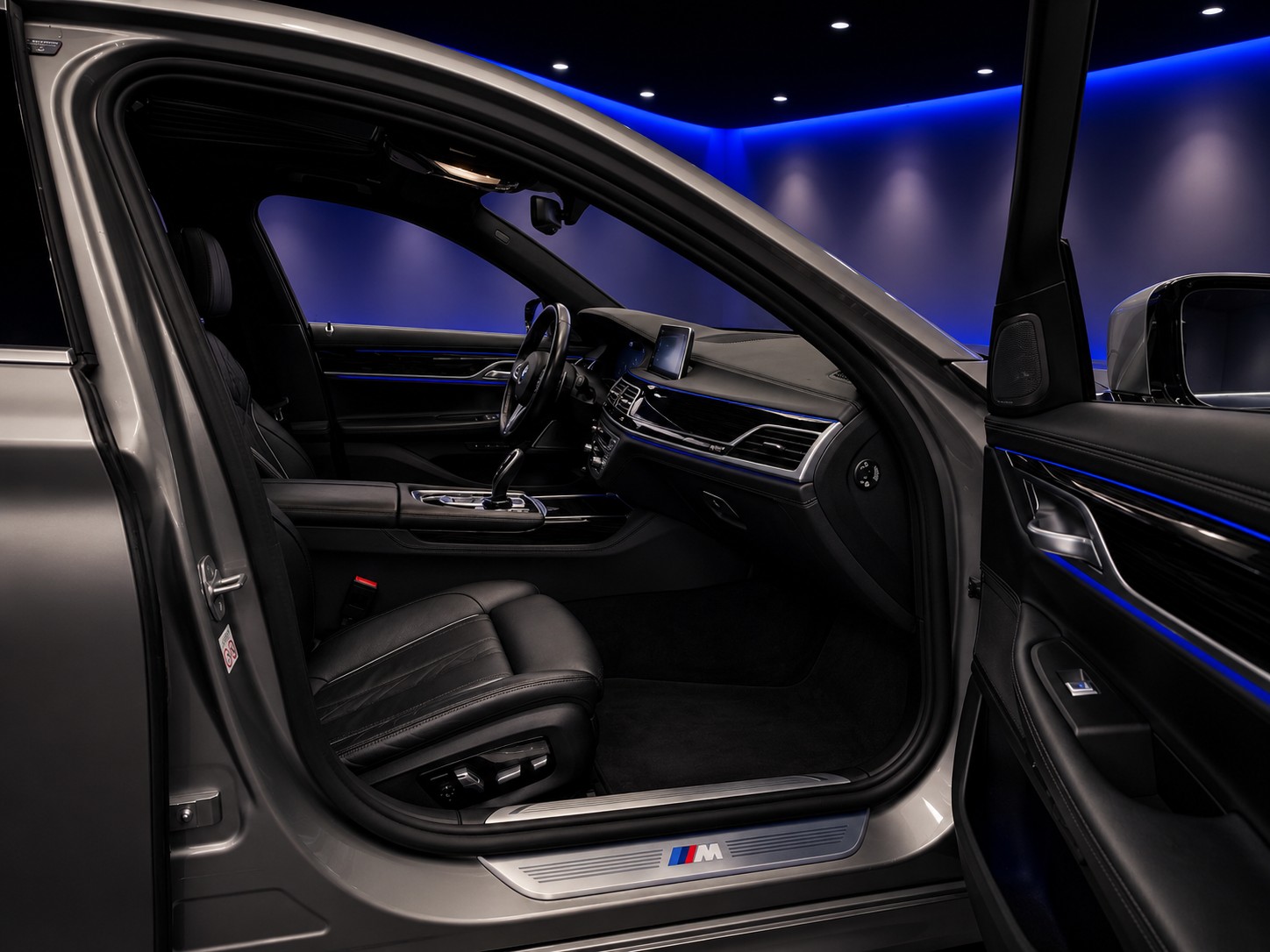 BMW 730Ld xDrive 48V M Sport Steptronic-image-11
