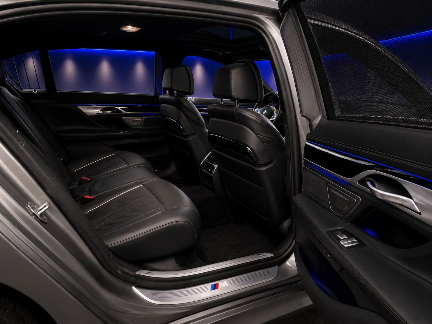 BMW 730Ld xDrive 48V M Sport Steptronic-image-10