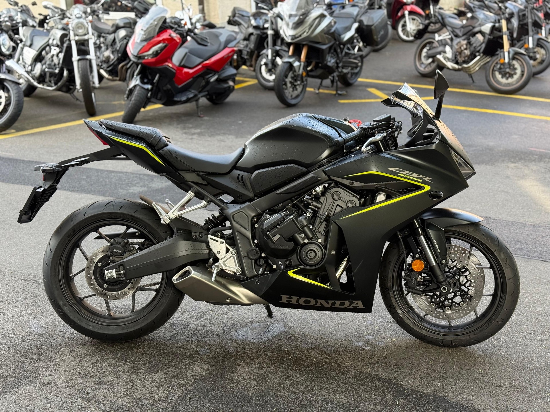 HONDA CBR 650 R E-Clutch-image-3