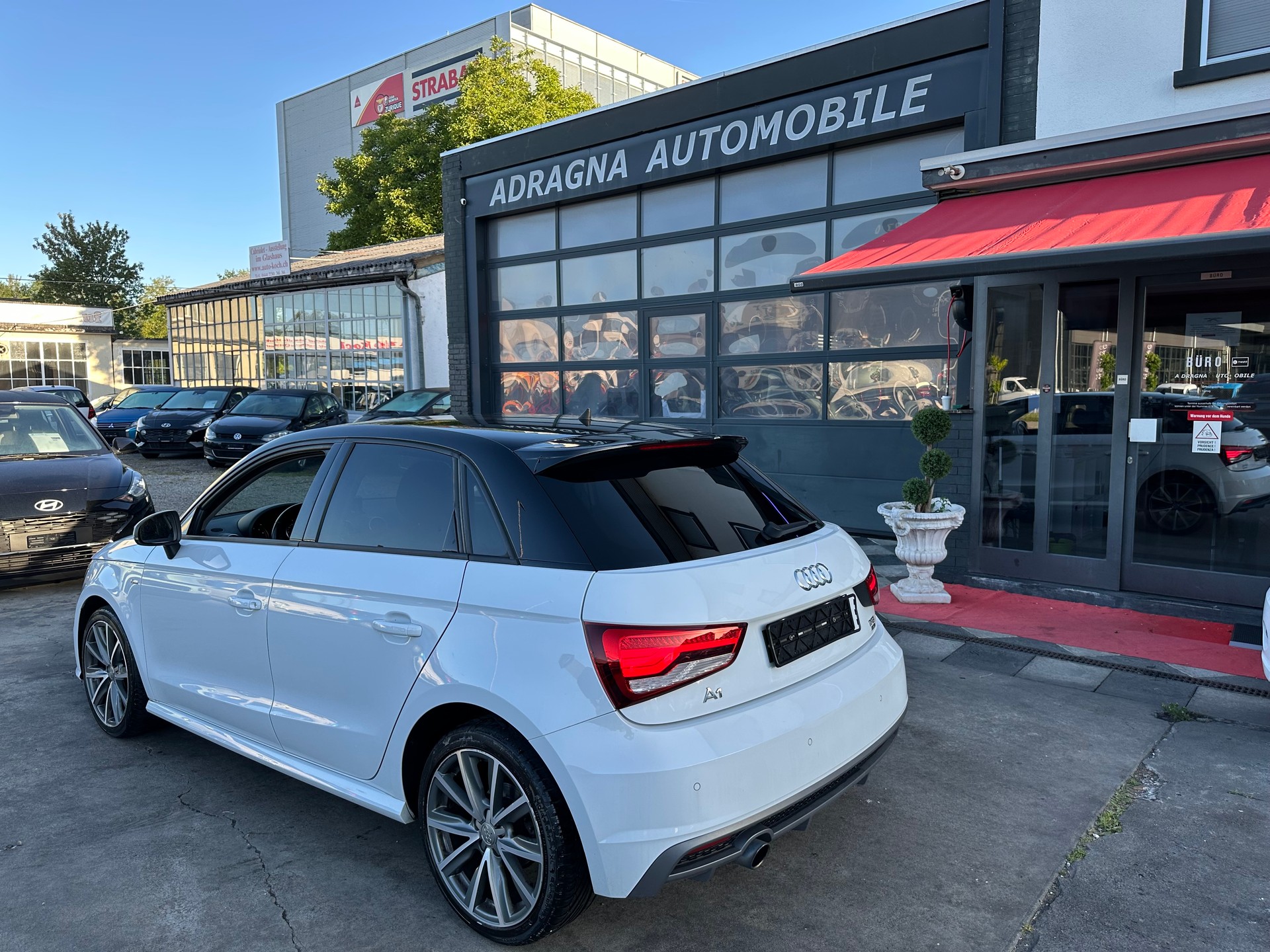 AUDI A1 Sportback 1.0 TFSI Sport S-tronic-image-11