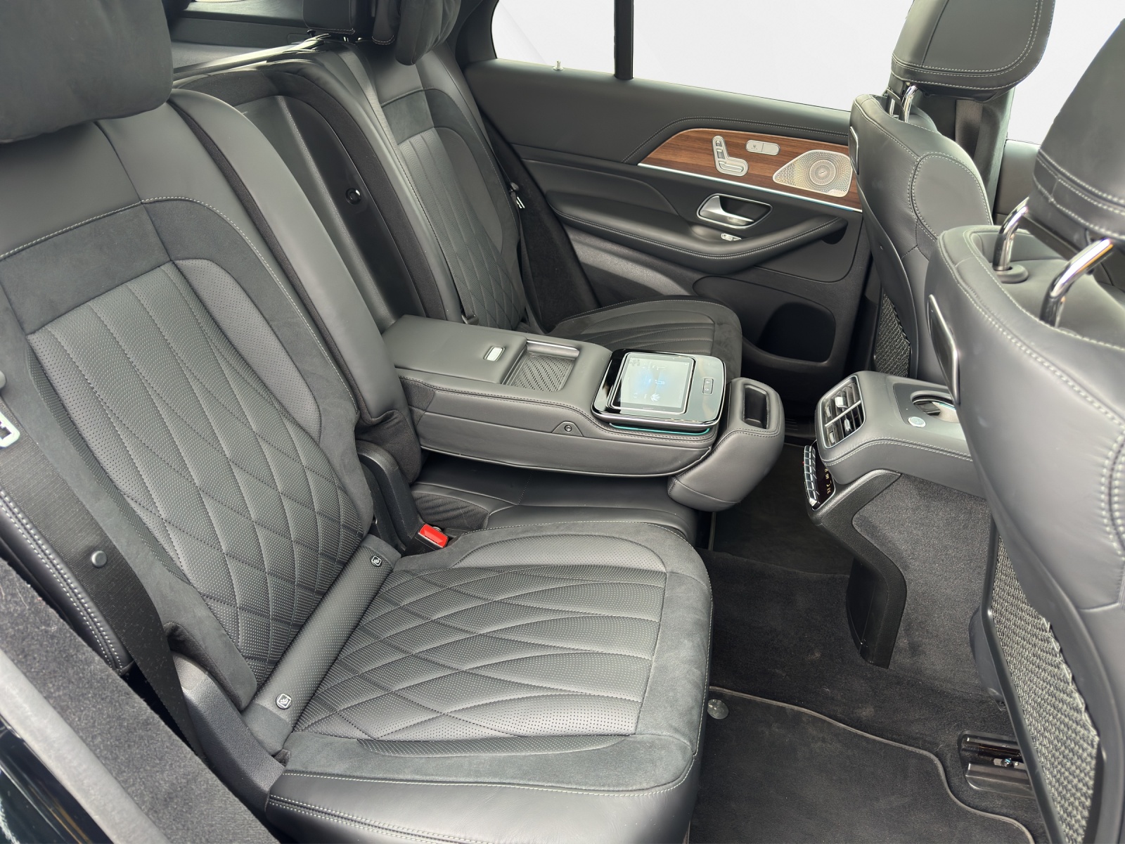 MERCEDES-BENZ GLE 53 AMG 4matic+-image-17