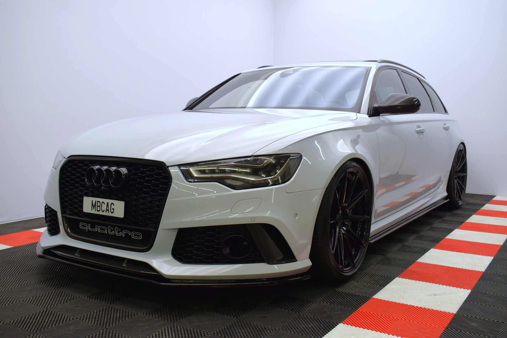 AUDI RS6 Avant 4.0 TFSI V8 quattro Tiptronic "Audi exclusive"-showroom-element-1