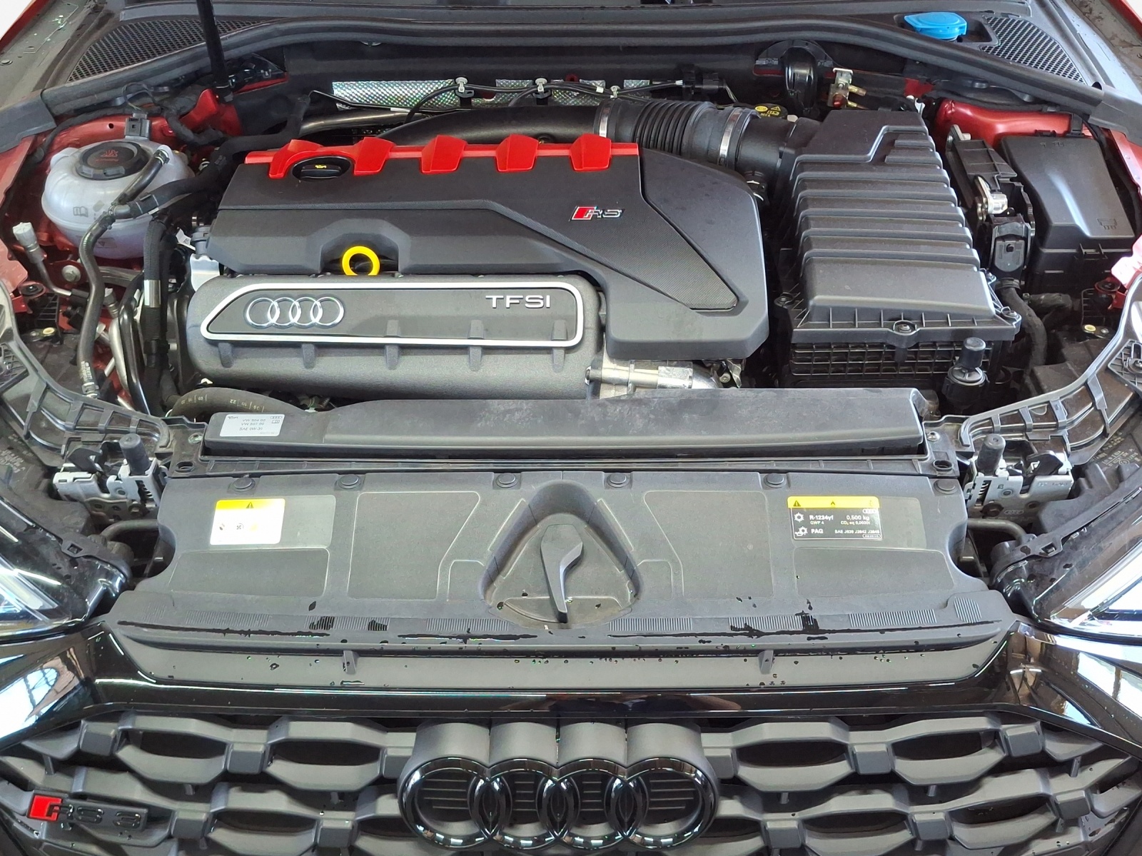 AUDI RS3 Sportback 2.5 TSI quattro S-tronic-image-15