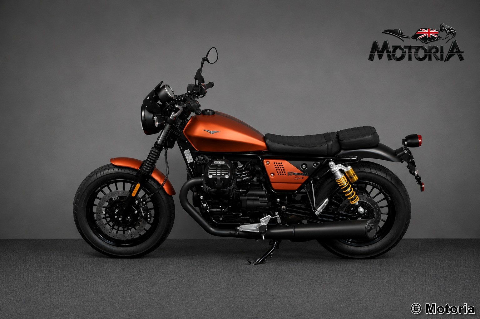 MOTO GUZZI V9 Bobber Sport-image-4