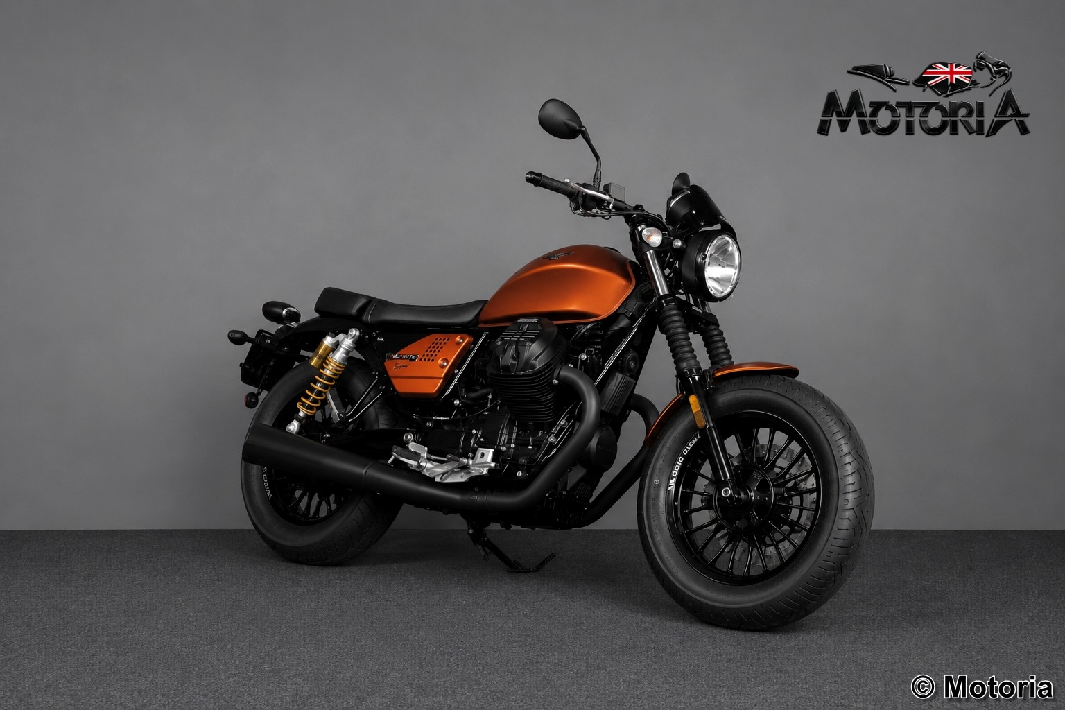MOTO GUZZI V9 Bobber Sport-image-0