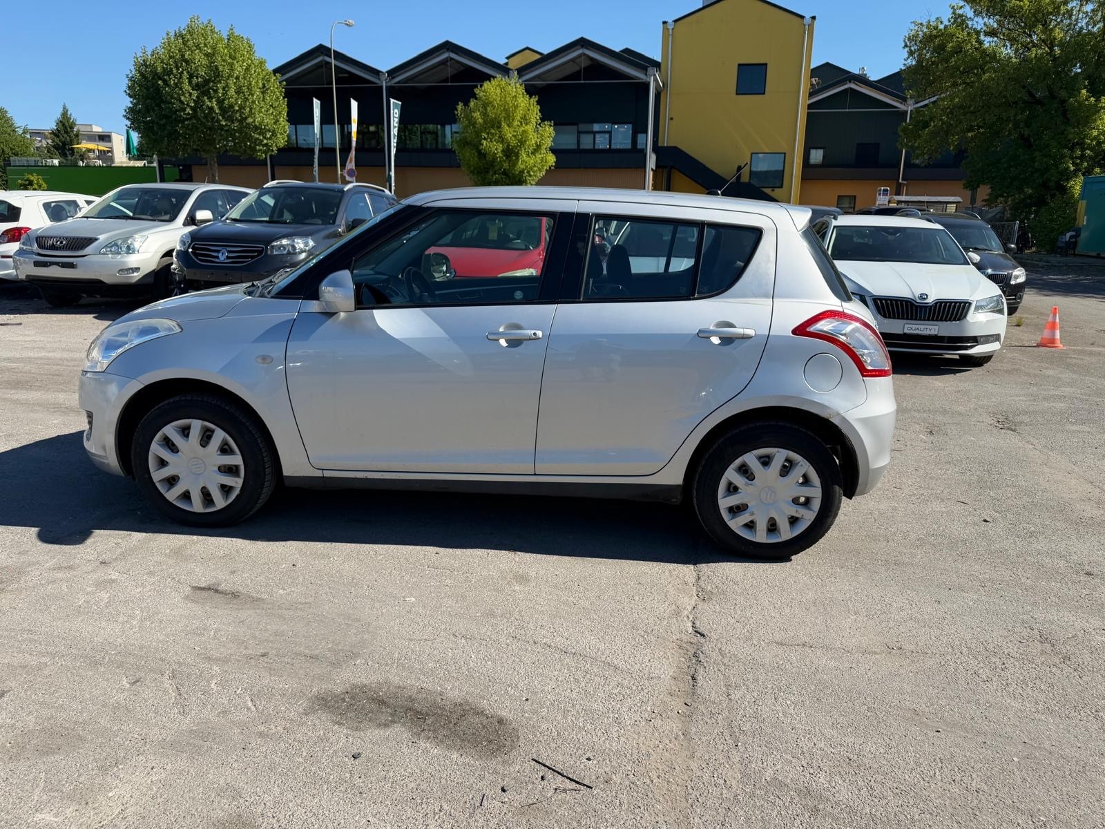 SUZUKI Swift 1.2i 16V GL Top 4x4-image-10