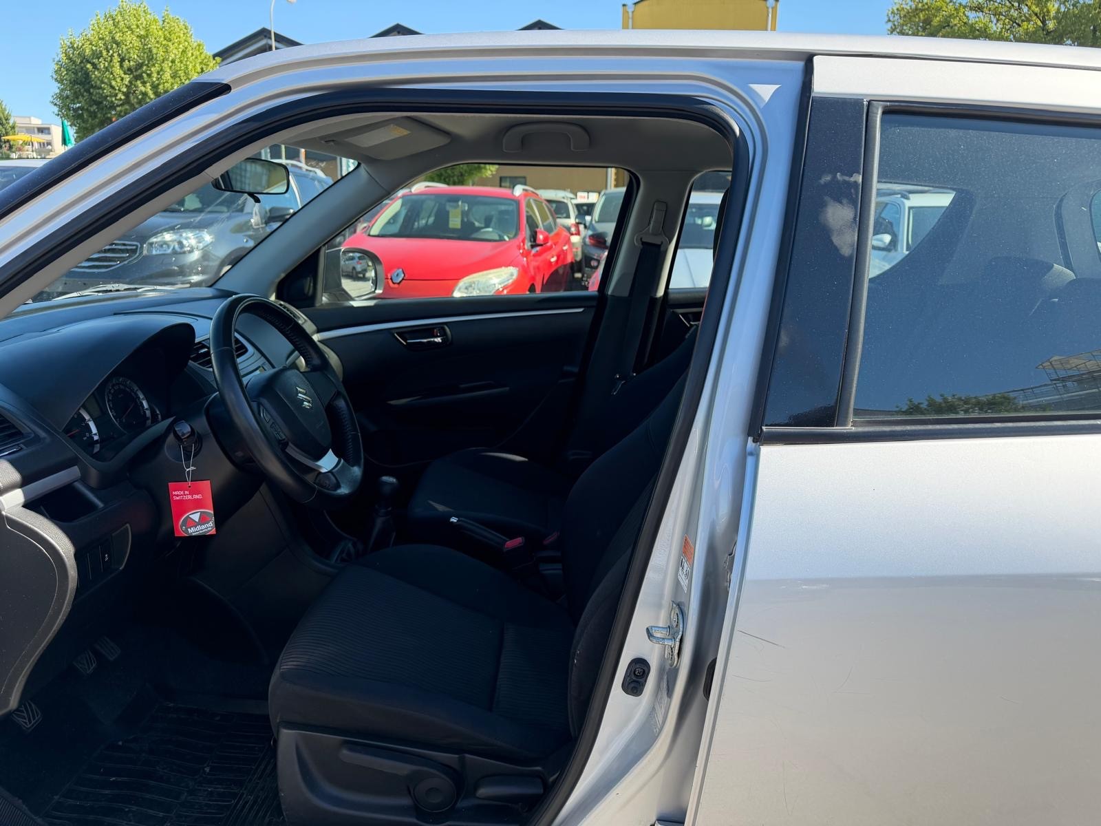 SUZUKI Swift 1.2i 16V GL Top 4x4-image-4