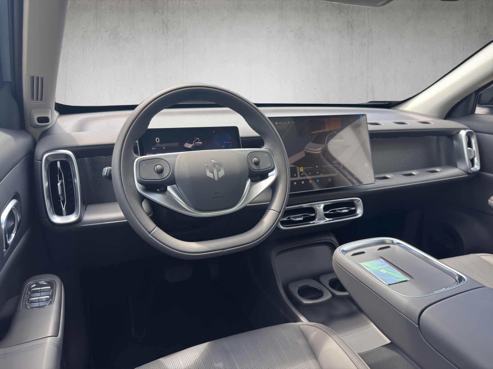 LEAPMOTOR B10 1.5 Hybrid EV-image-13