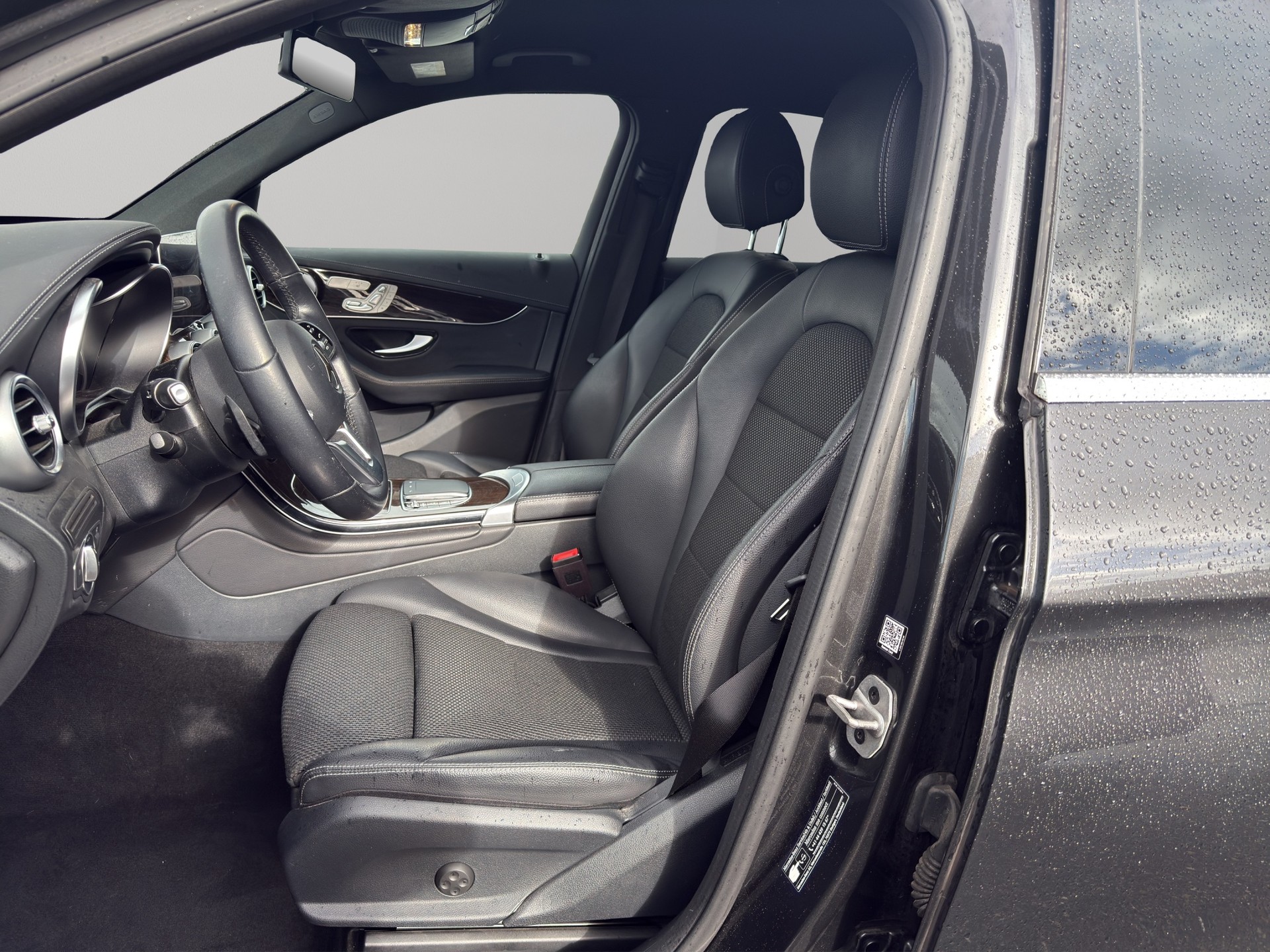 MERCEDES-BENZ GLC 200 Off-Road 4Matic 9G-Tronic-image-9