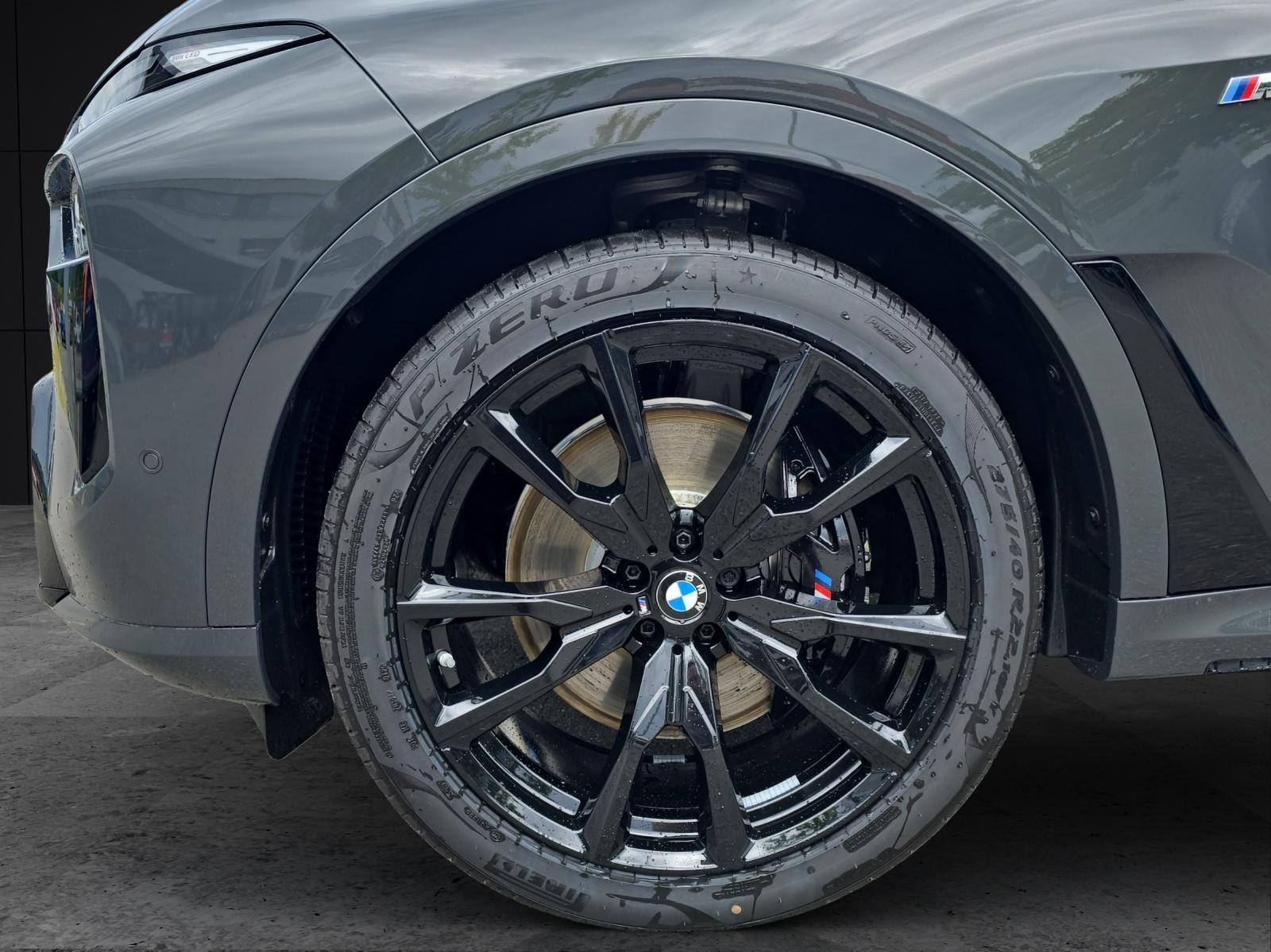 BMW X7 40d xDrive SAG-showroom-element-3