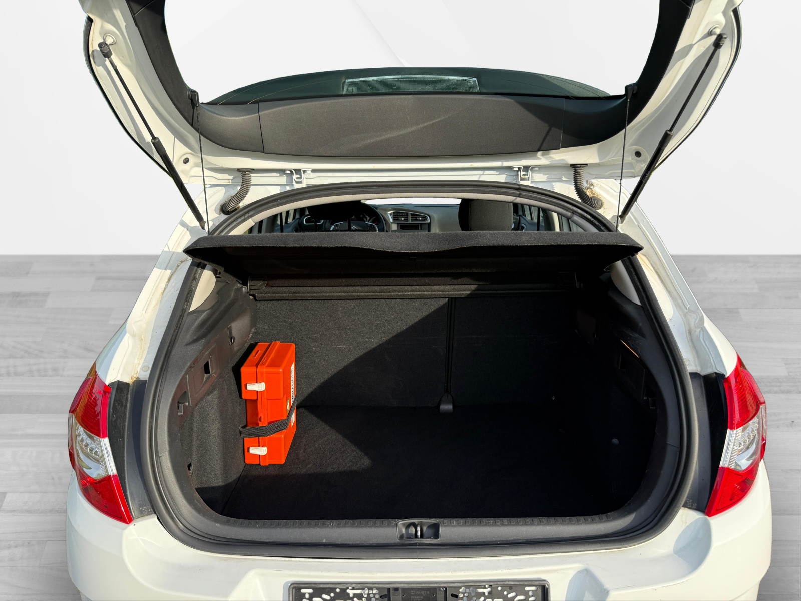 CITROEN C4 1.2 Pure Tech Live Edition-image-13