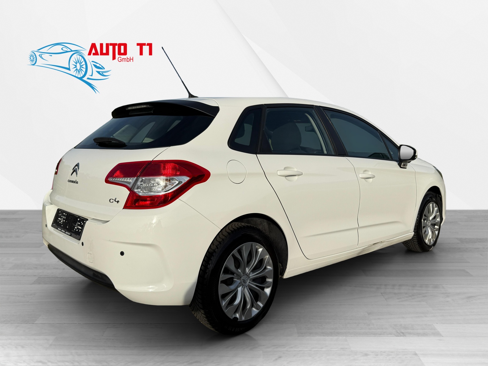 CITROEN C4 1.2 Pure Tech Live Edition-image-6