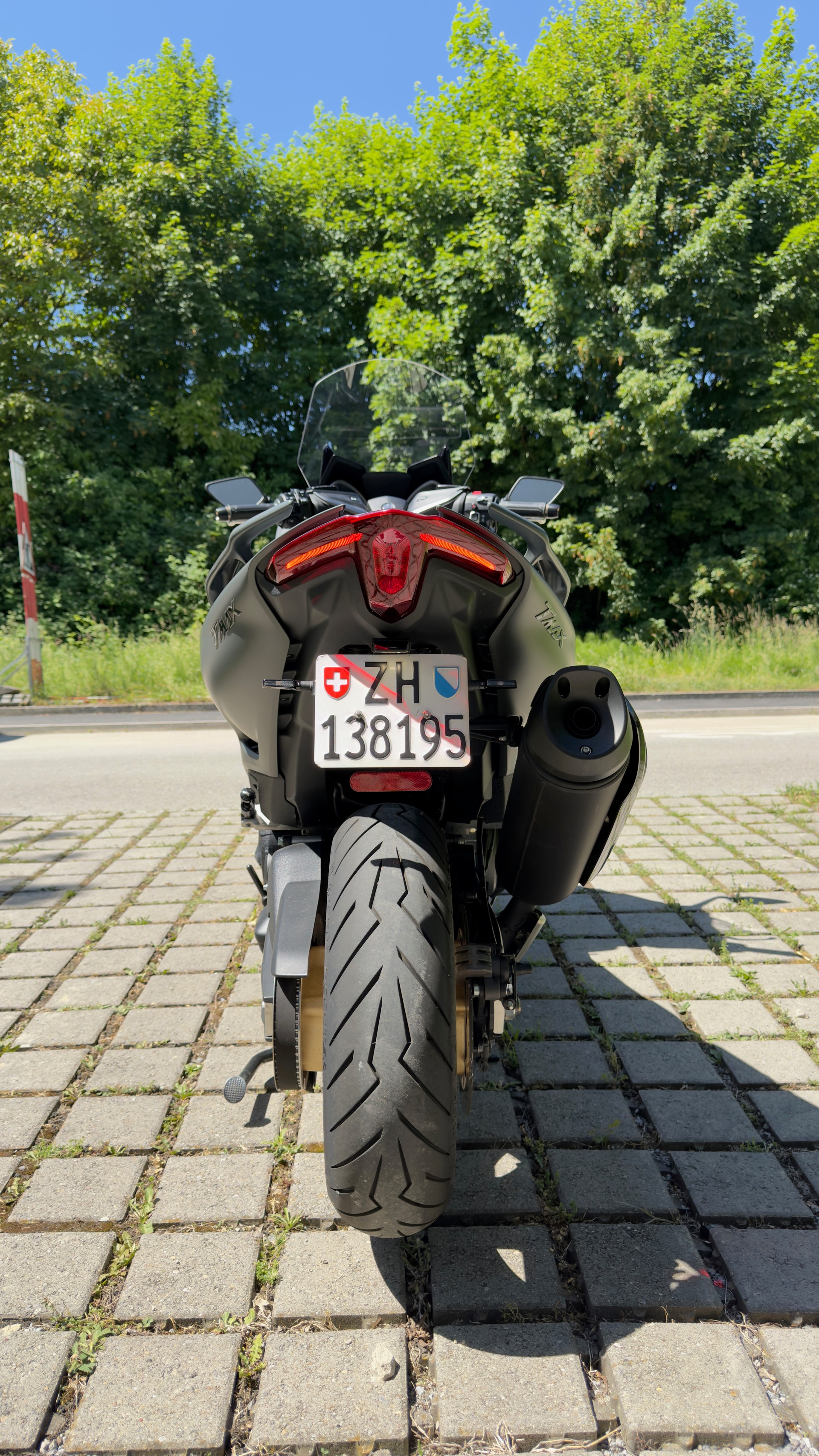 YAMAHA T-MAX Tech-Max XP 560-image-3