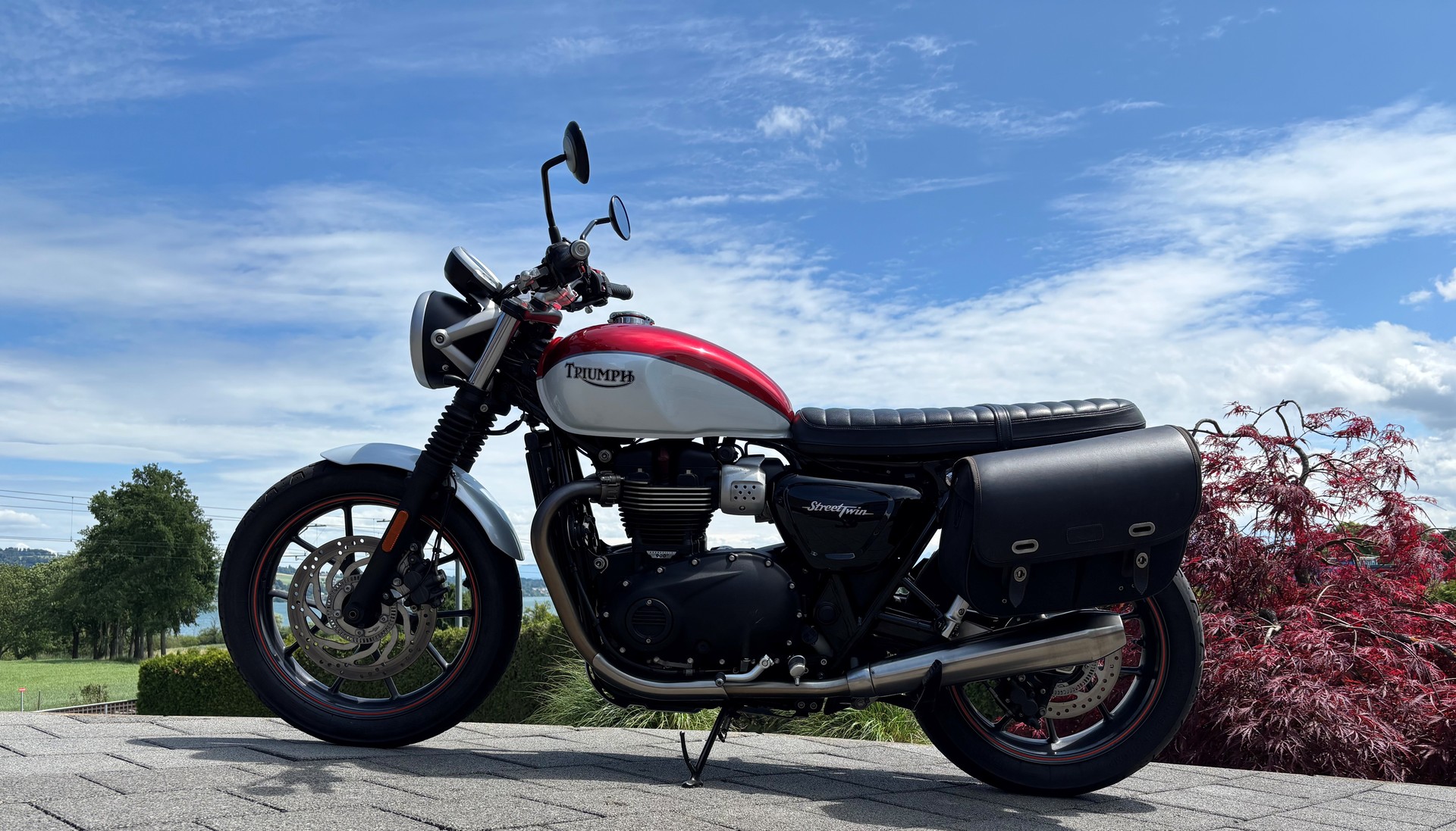 TRIUMPH Street Twin 900 i