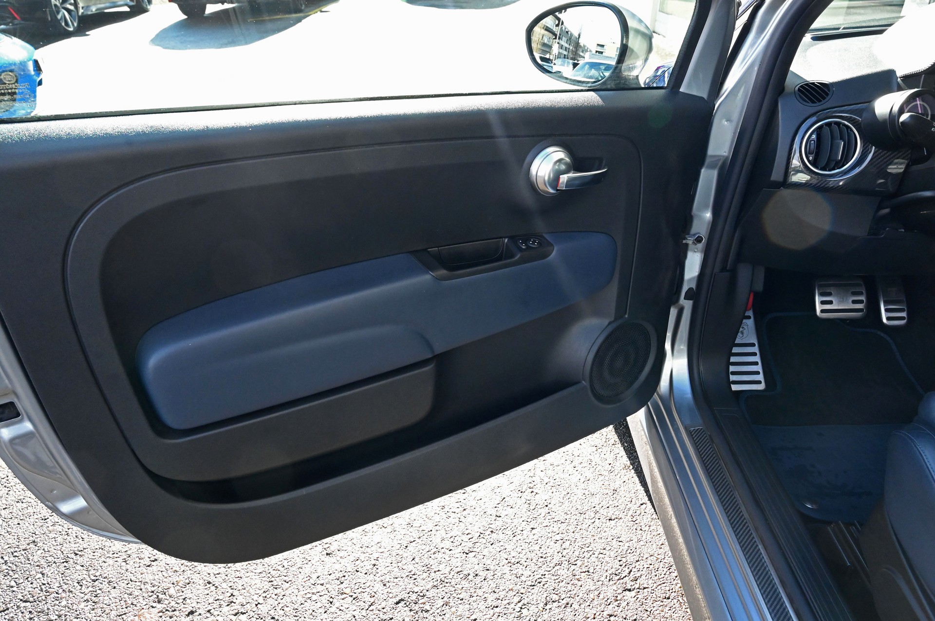 FIAT 695 1.4 16V Turbo Abarth Rivale-image-10