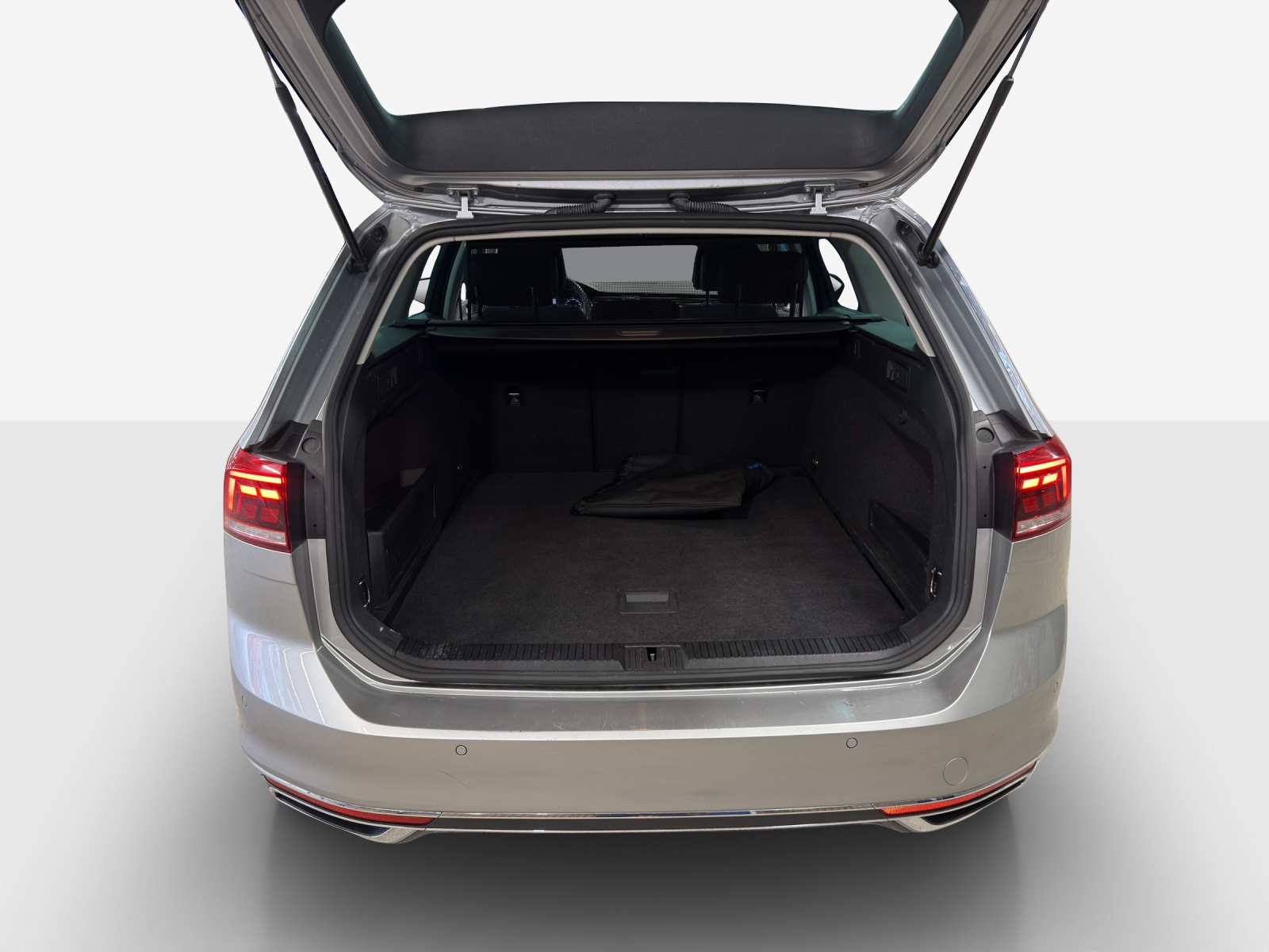 VW Passat Variant 1.4 TSI GTE Hybrid DSG-image-12