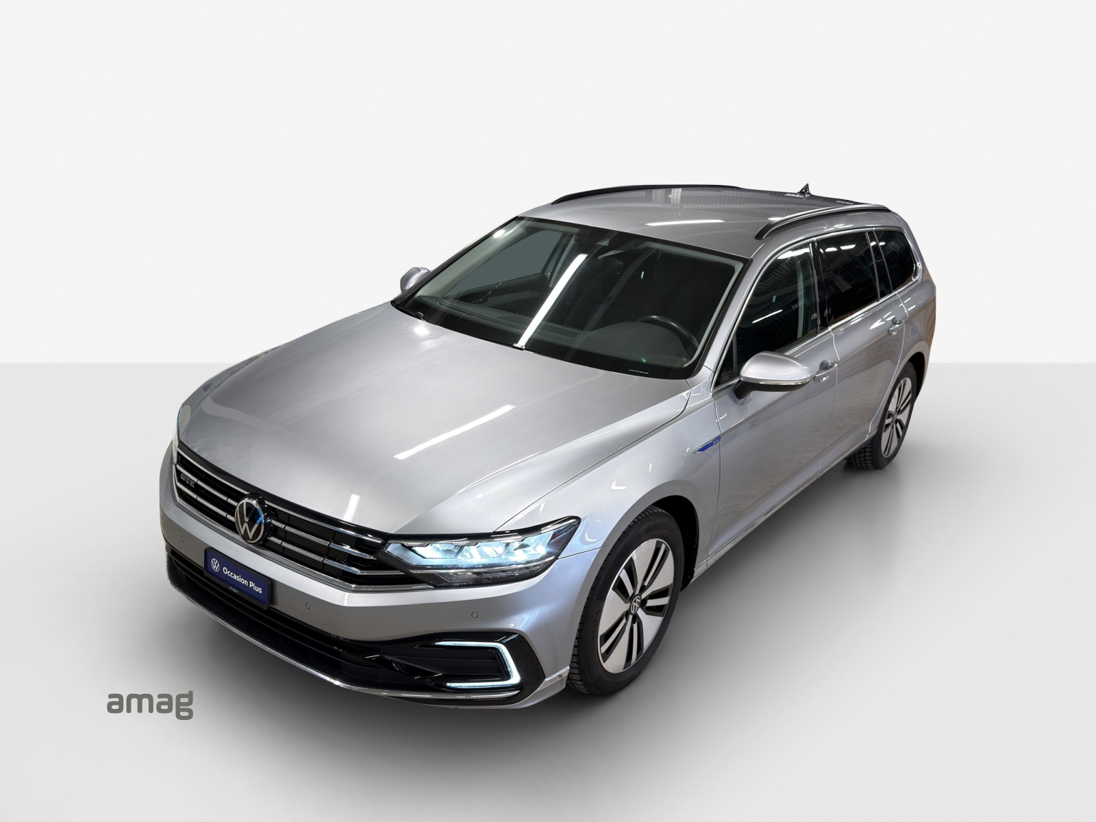 VW Passat Variant 1.4 TSI GTE Hybrid DSG-image-13