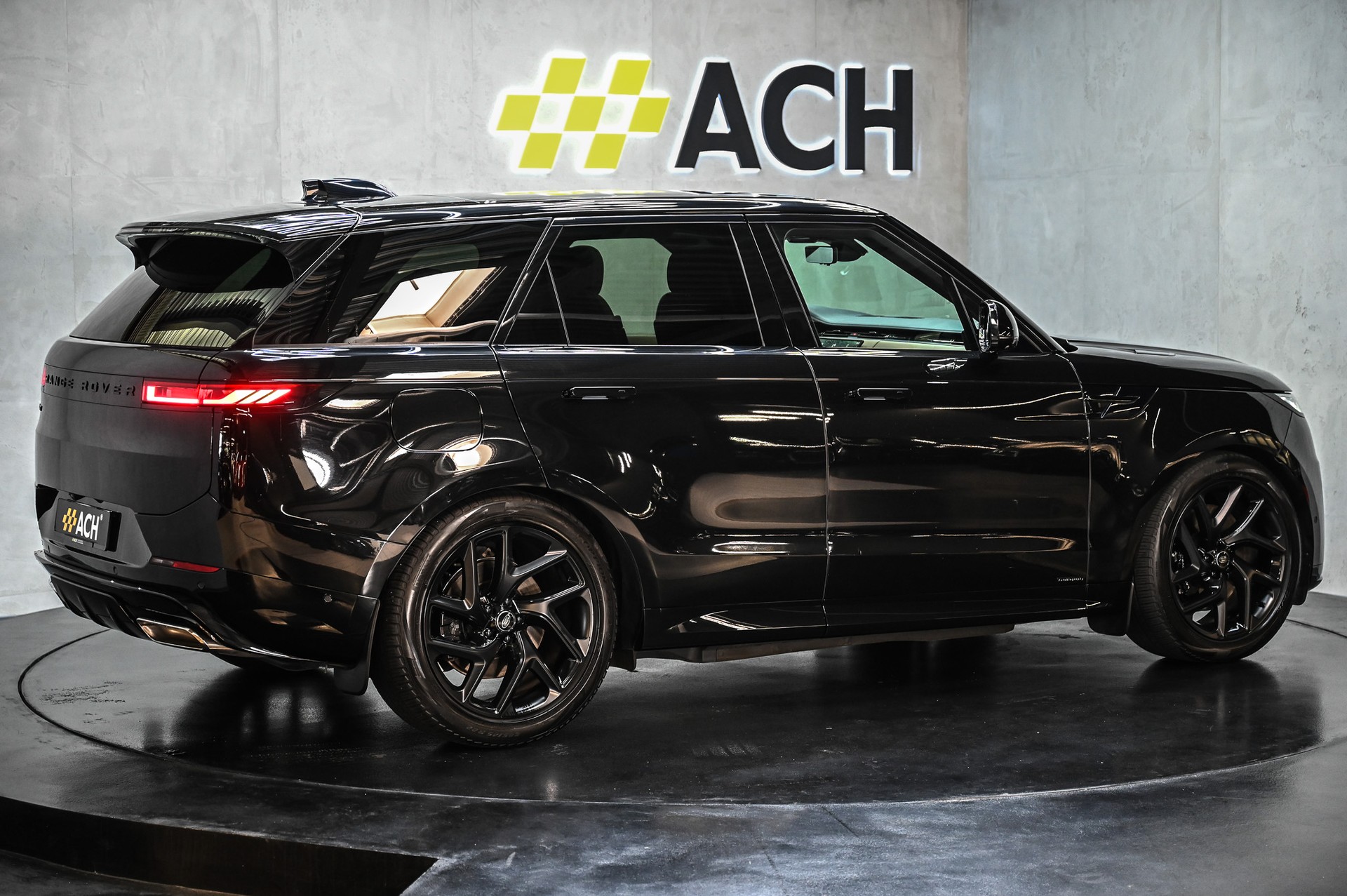 LAND ROVER Range Rover Sport 3.0 I6 P550e Autobiography-image-9