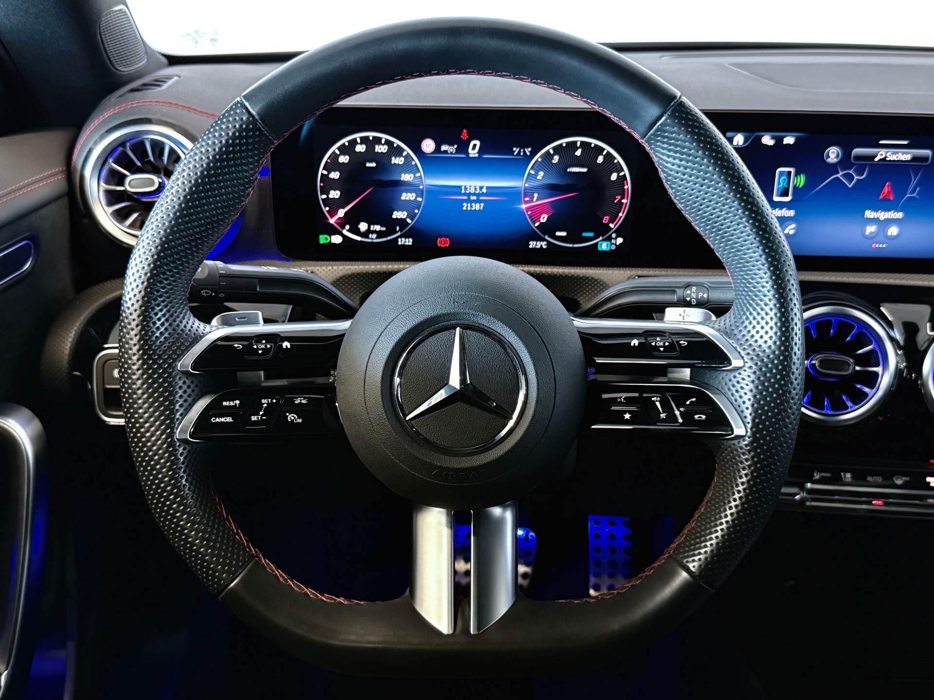 MERCEDES-BENZ CLA 200 AMG LINE | FACELIFT | GARANTIE bis 2030!-image-9