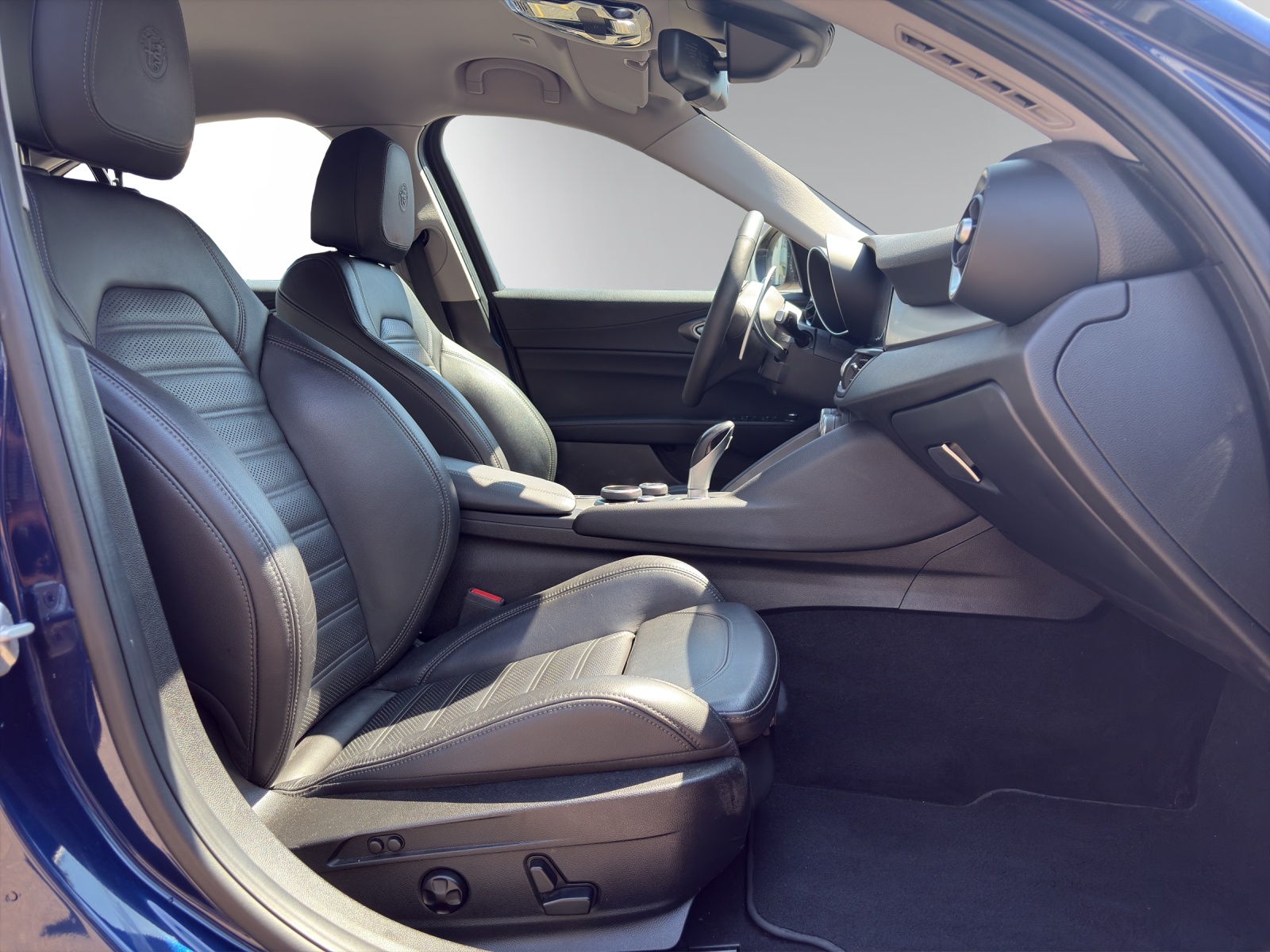 ALFA ROMEO Giulia 2.0 Veloce Q4 Automatic-image-12