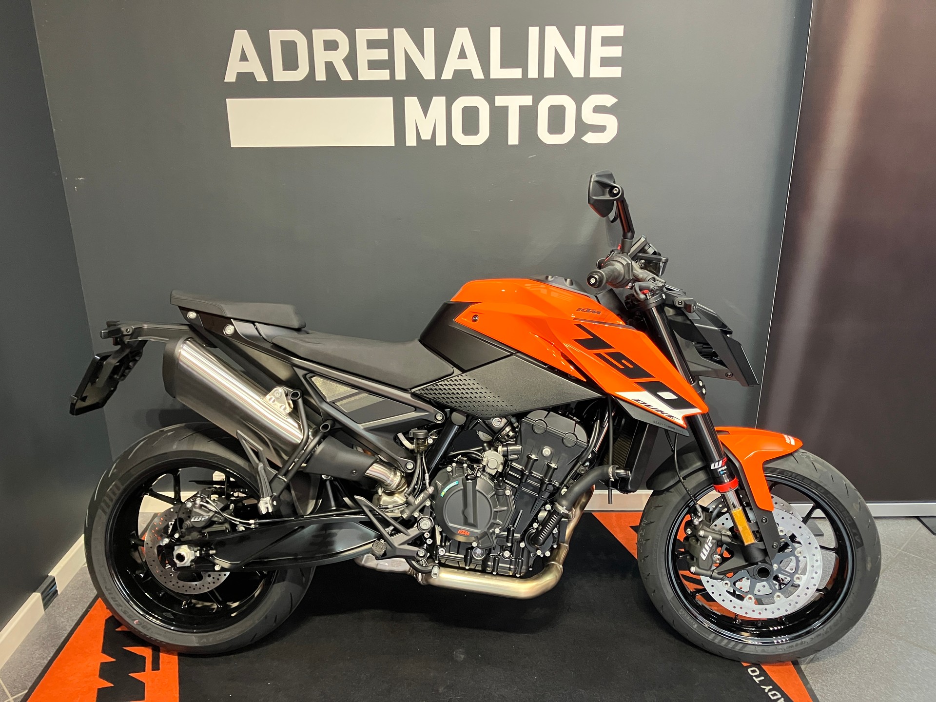 KTM 790 Duke-image-0
