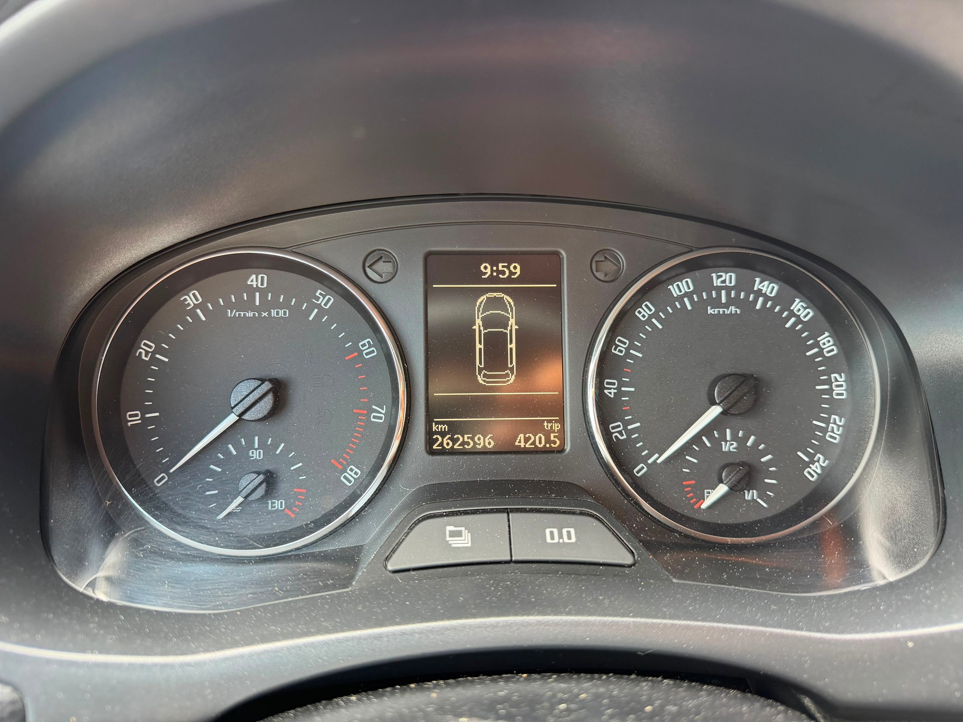 SKODA Fabia 1.2 TSI Monte Carlo-image-12