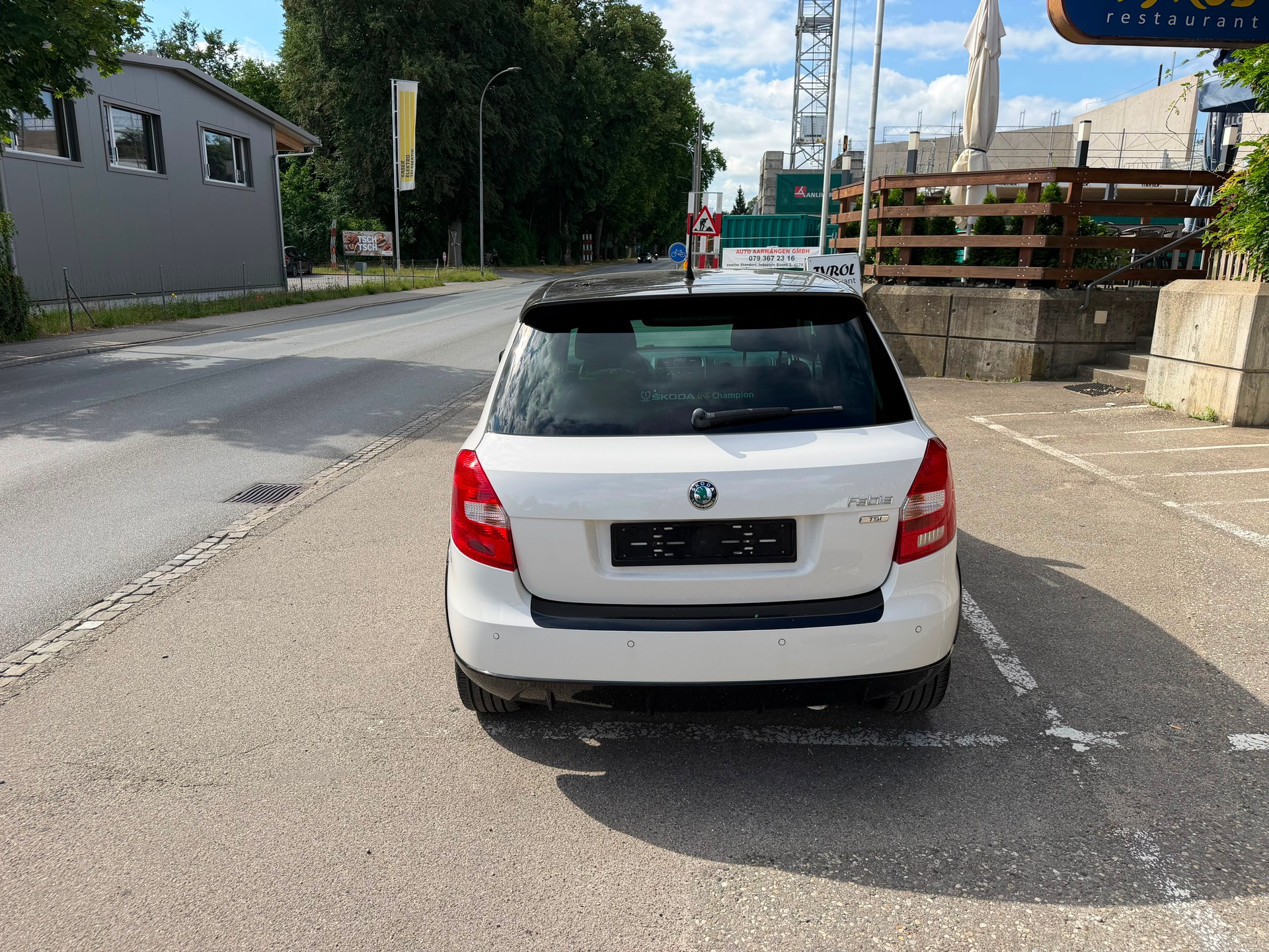 SKODA Fabia 1.2 TSI Monte Carlo-image-4